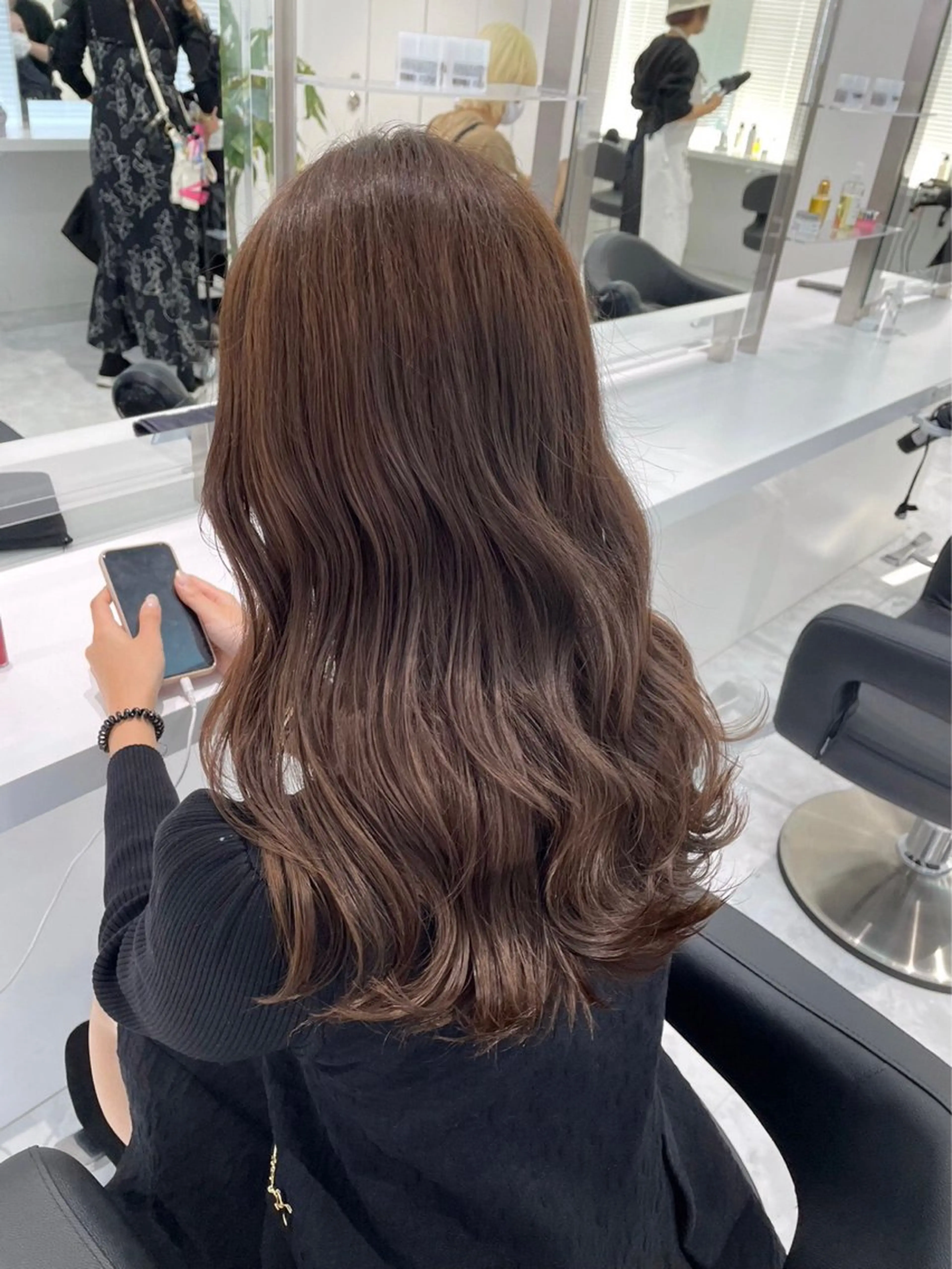 ロング カラー ヘアアレンジ 暗髪うる艶ヘア🫧 yumi🐈‍⬛🪽のヘアスタイル