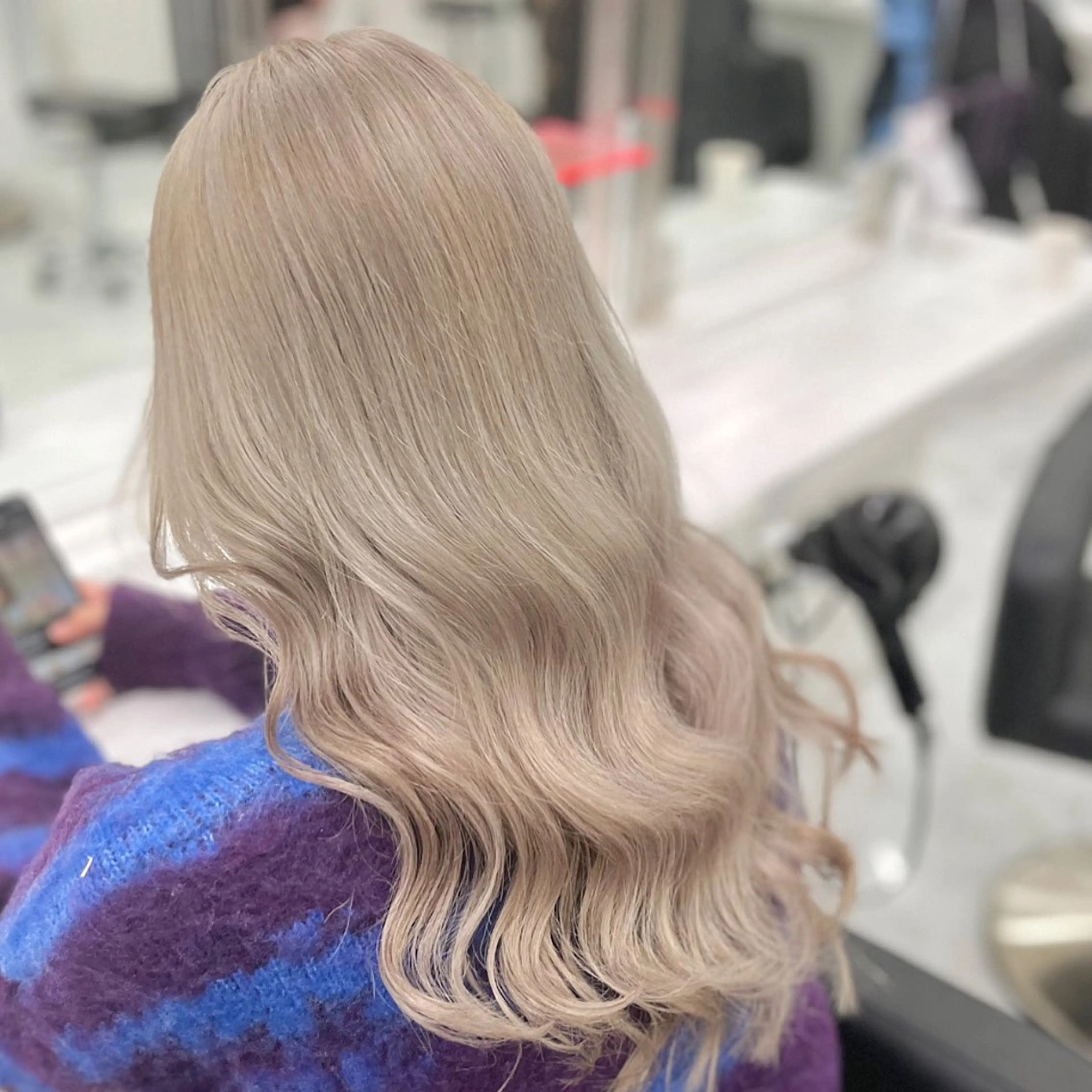 ロング カラー ヘアカラー トリートメント ヘッドスパ 🫧うる艶トレンド 🫧透明感カラーのヘアスタイル