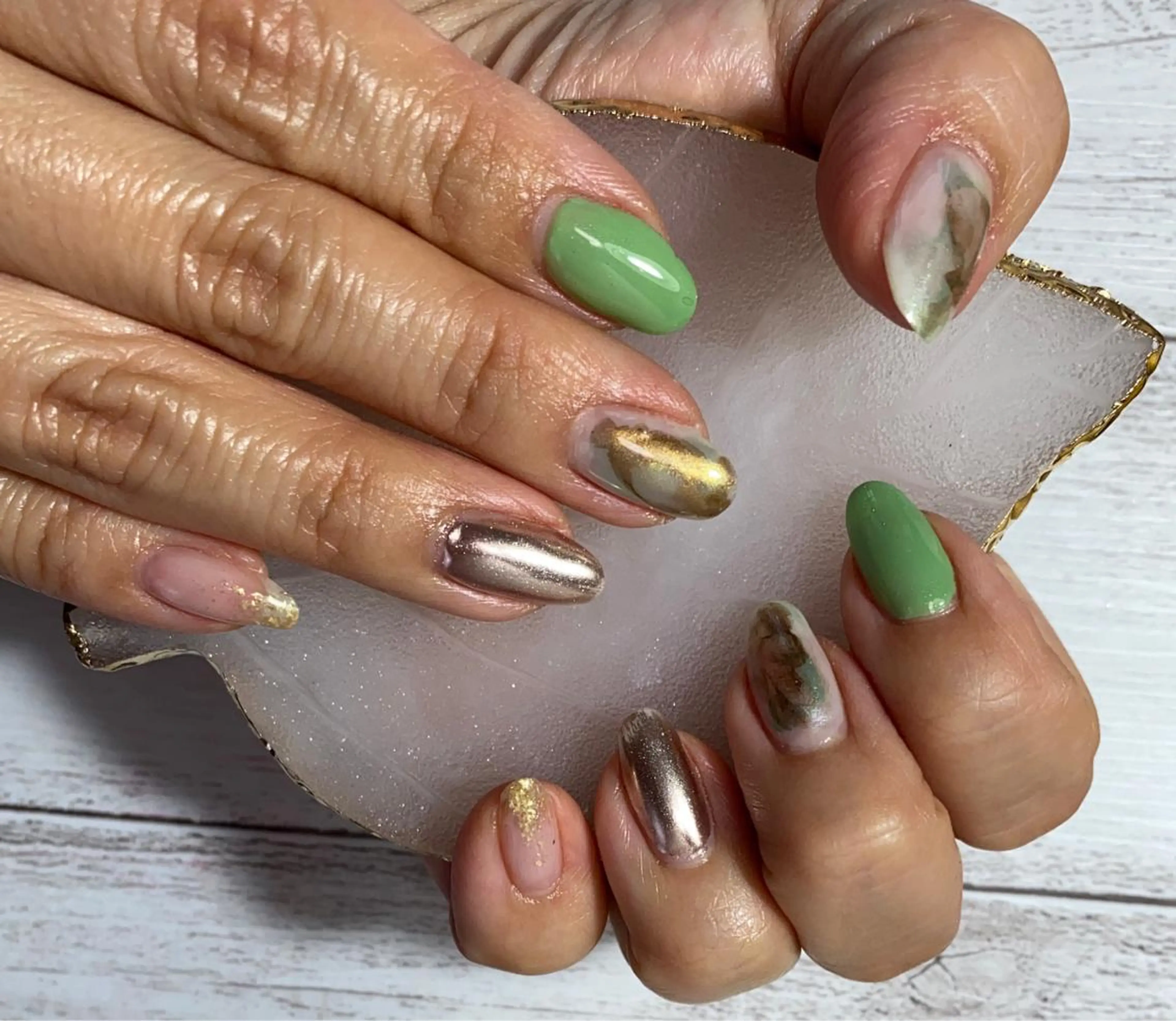 ネイル ハンドネイル NAIL Nutsのネイルデザイン