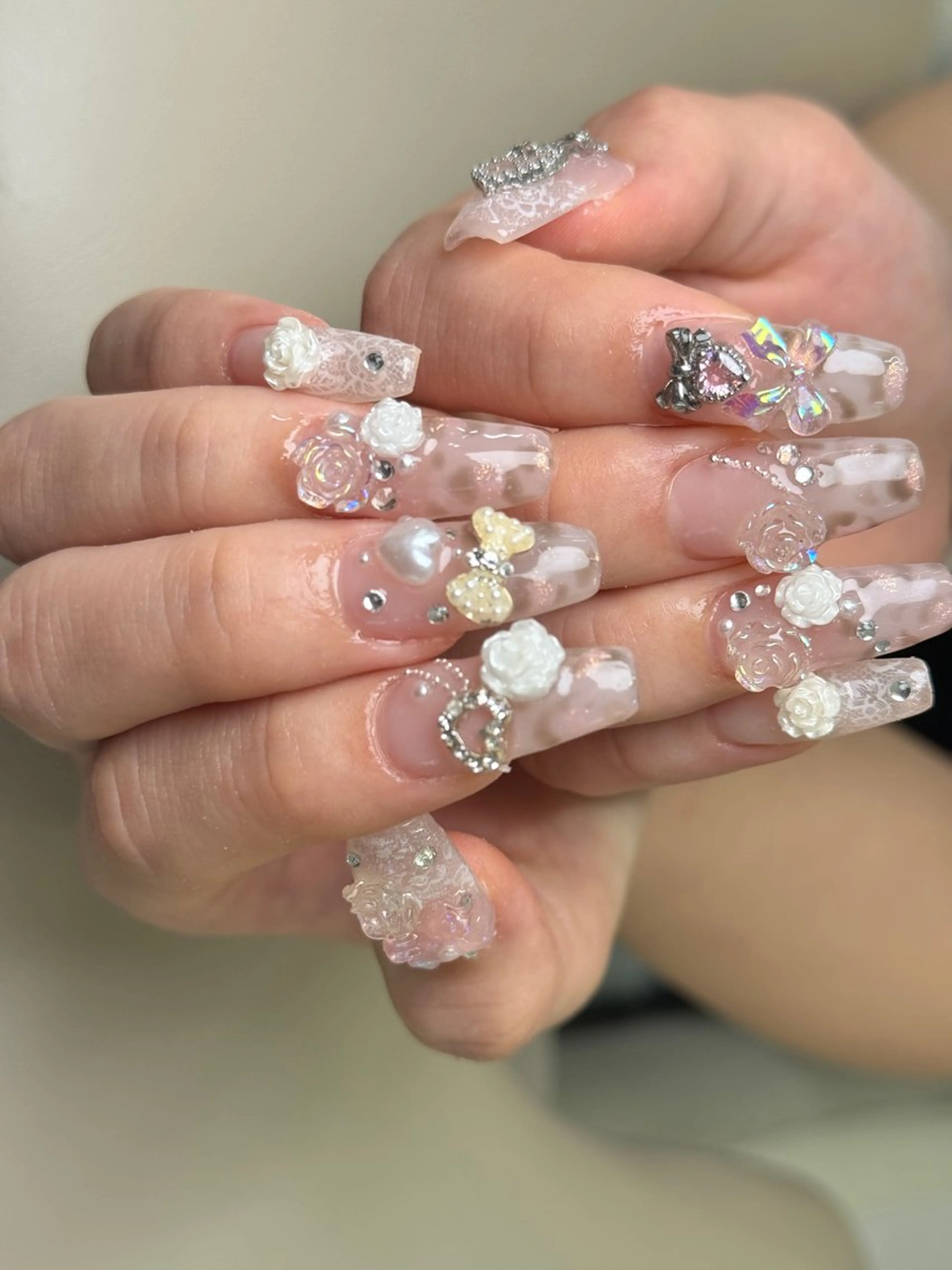 ネイル オーロラネイル チークネイル 長さ出し フットネイル フレンチネイル ハンドネイル Nail&Eyela sh Nanaのネイルデザイン