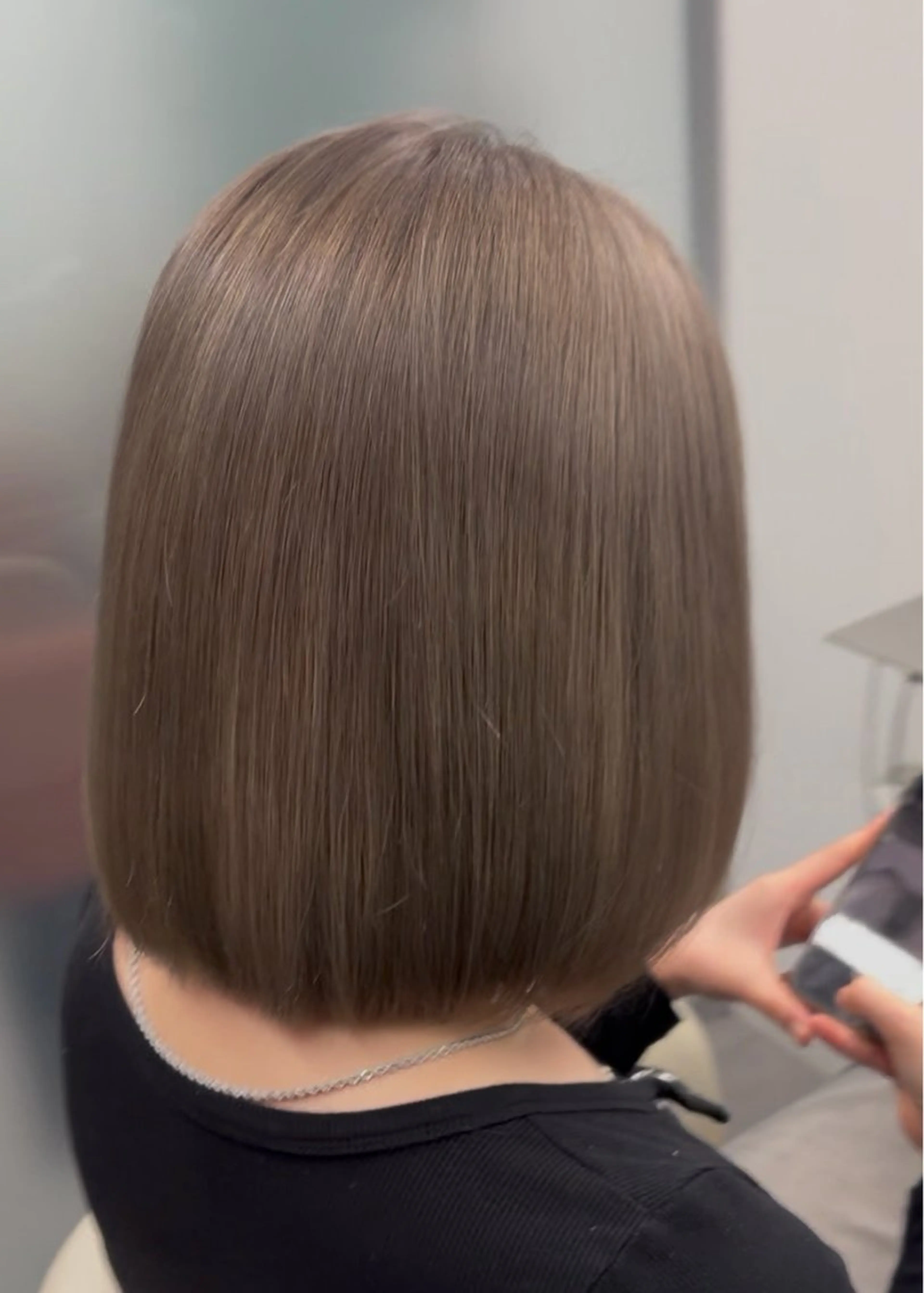 カラー ブリーチ 透明感カラー ダブルカラー グレージュ ヘアカラー 江坂 mikuのヘアスタイル