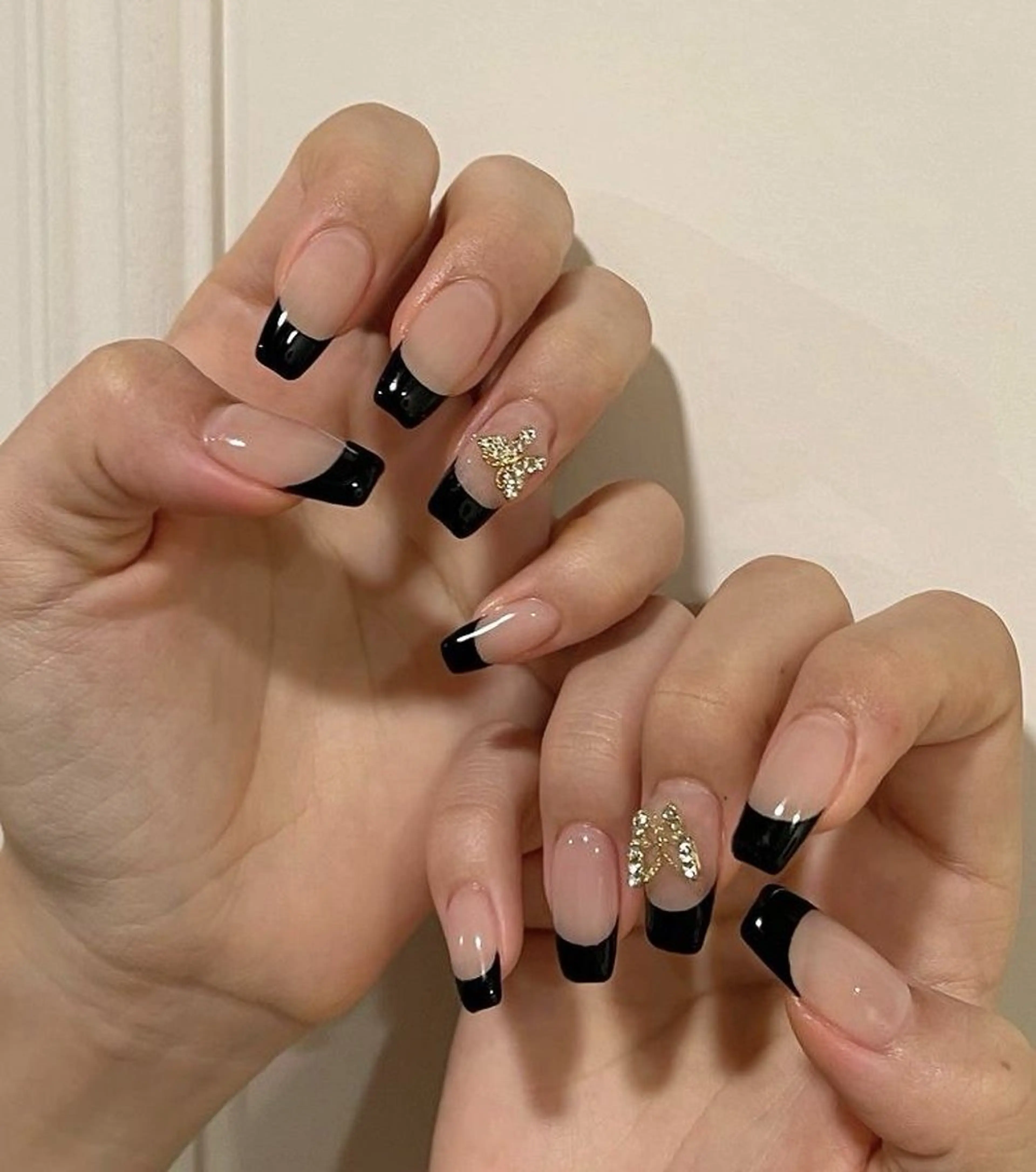 ネイル アートネイル グラデーション キラキラネイル ニュアンスネイル オフィスネイル Jenn Nail Salonのネイルデザイン