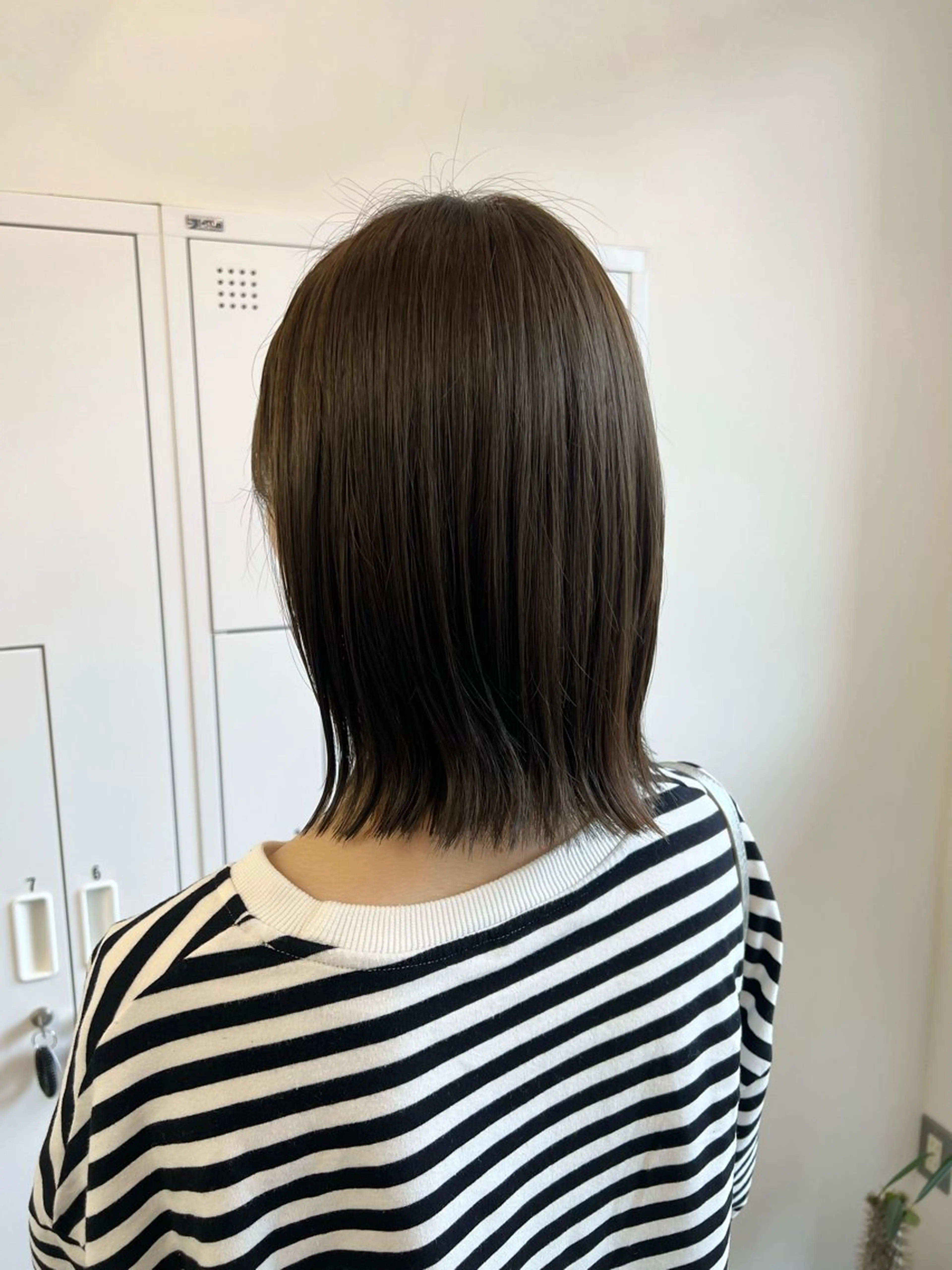 ミディアム カット ヘアカラー トリートメント 近藤 千裕のヘアスタイル