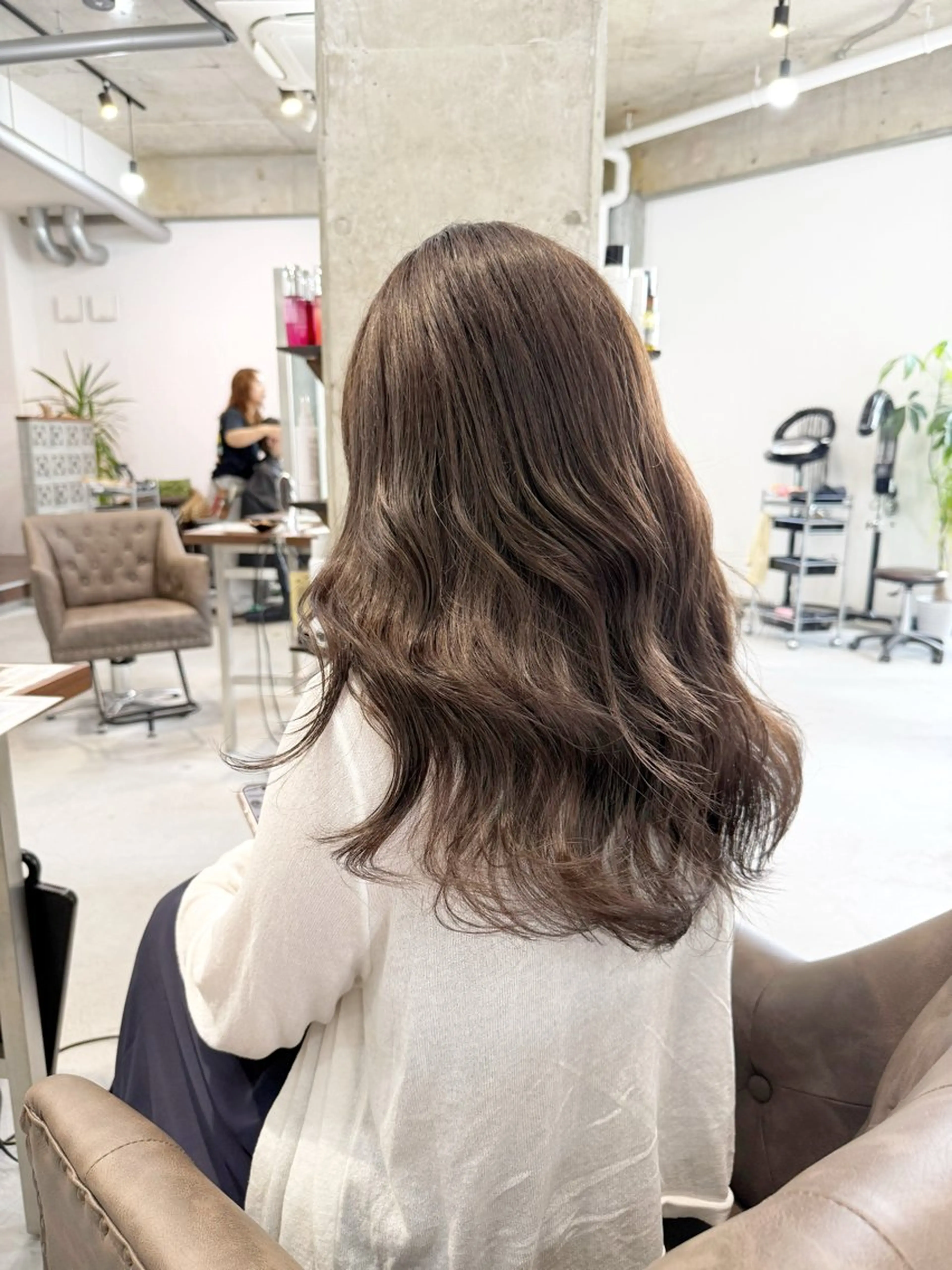 セミロング カラー ブラウンカラー 透明感カラー レイヤーカット カット ヘアカラー トリートメント カイリ /レイヤーカットのヘアスタイル