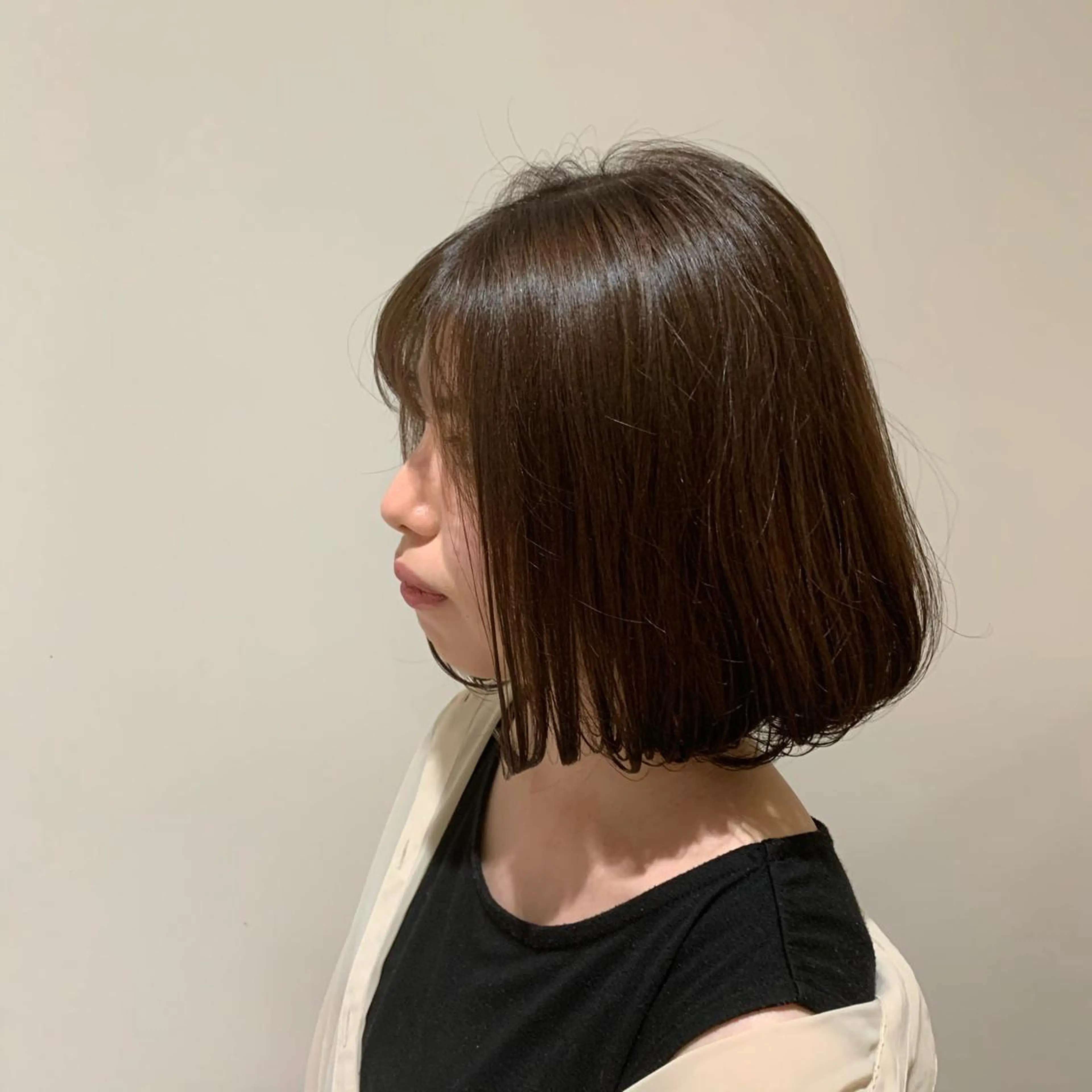 ショート カラー ヘアアレンジ 透明感カラー 高井瑠華🌼 ストカールカット特化のヘアスタイル