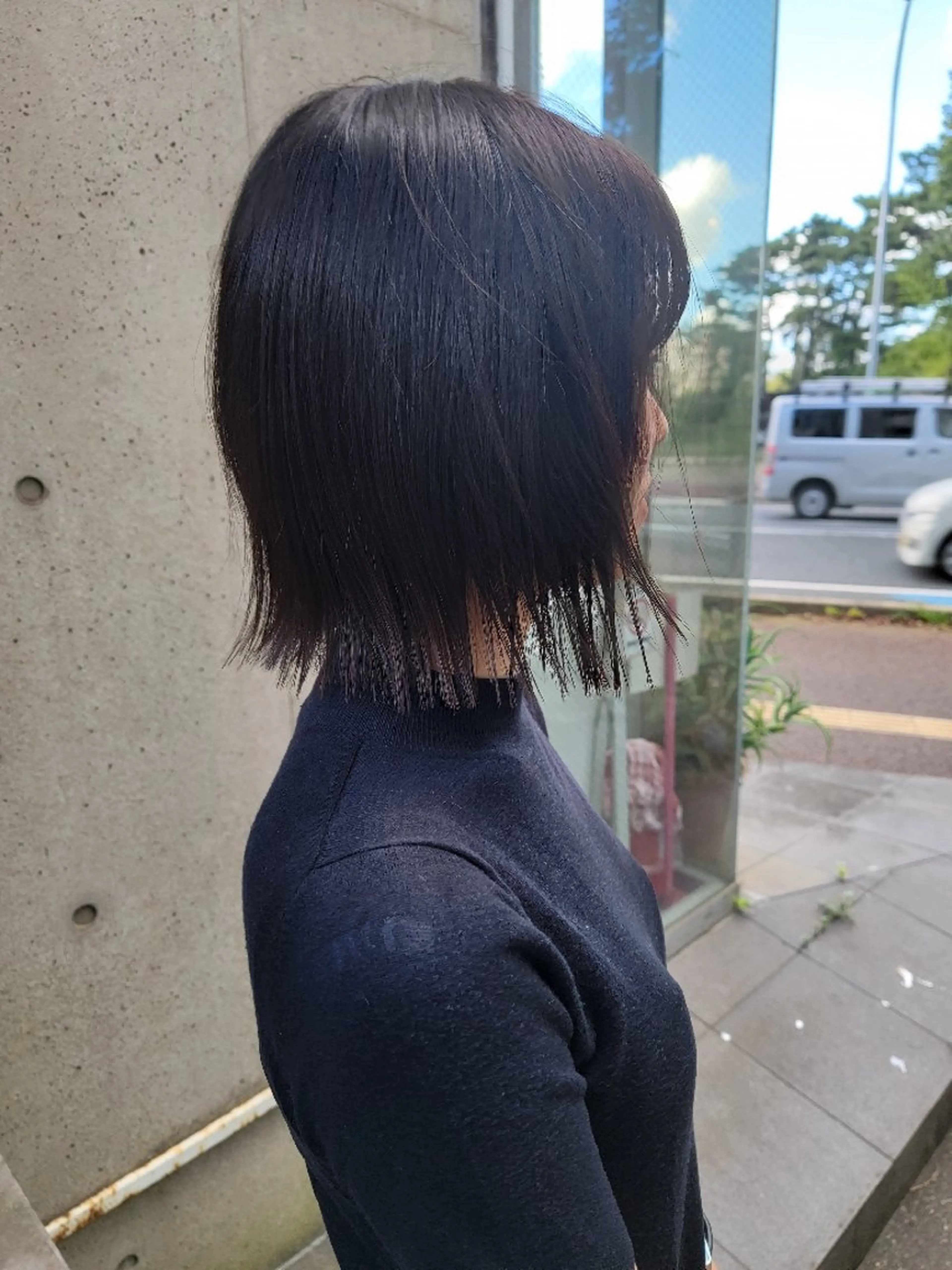 ミディアム カラー 切りっぱなしボブ ボブ OMA カタギシのヘアスタイル