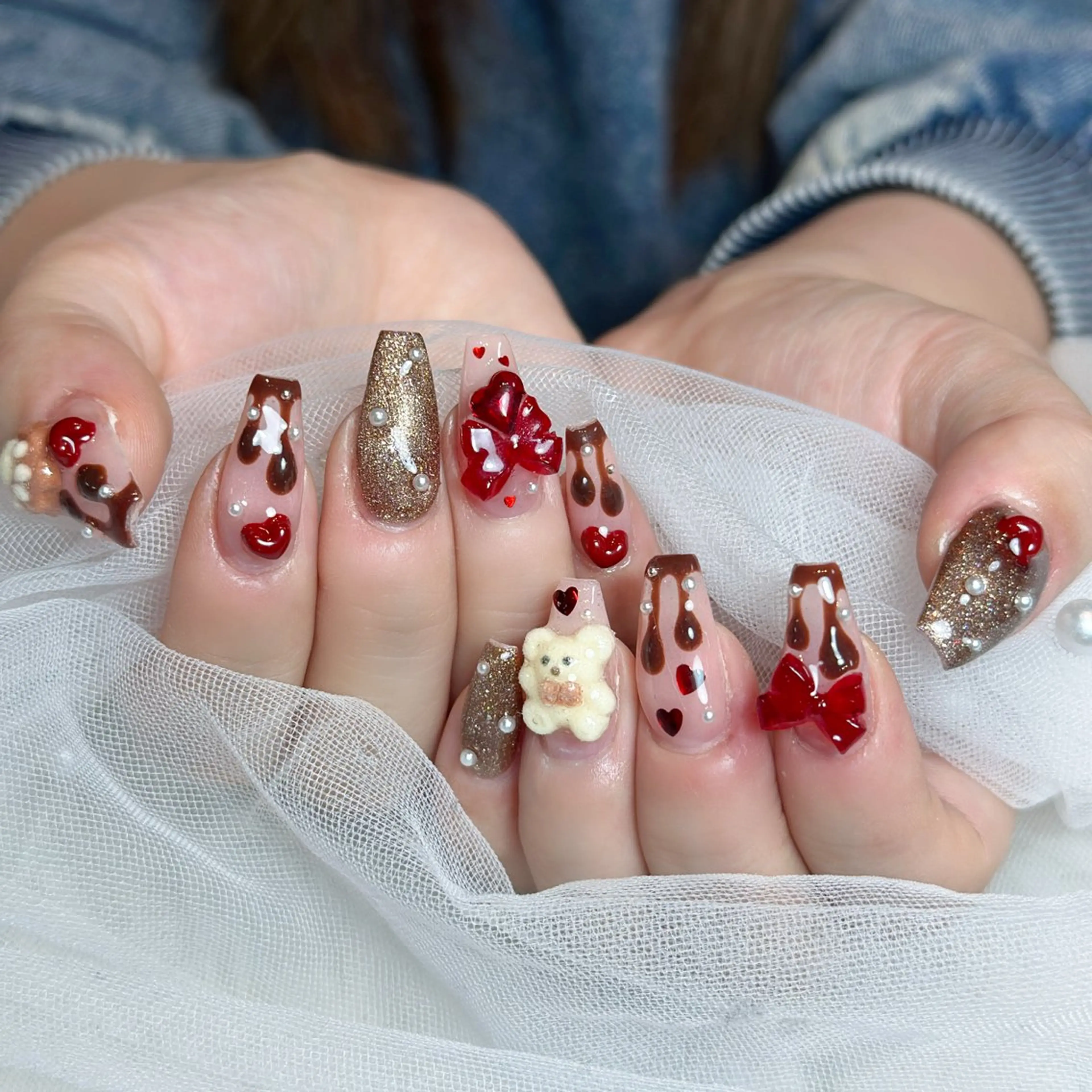 ネイル オーロラネイル ボルドー ブラウン 氷ネイル・うるうるネイル キラキラネイル Julli NailStudioのネイルデザイン