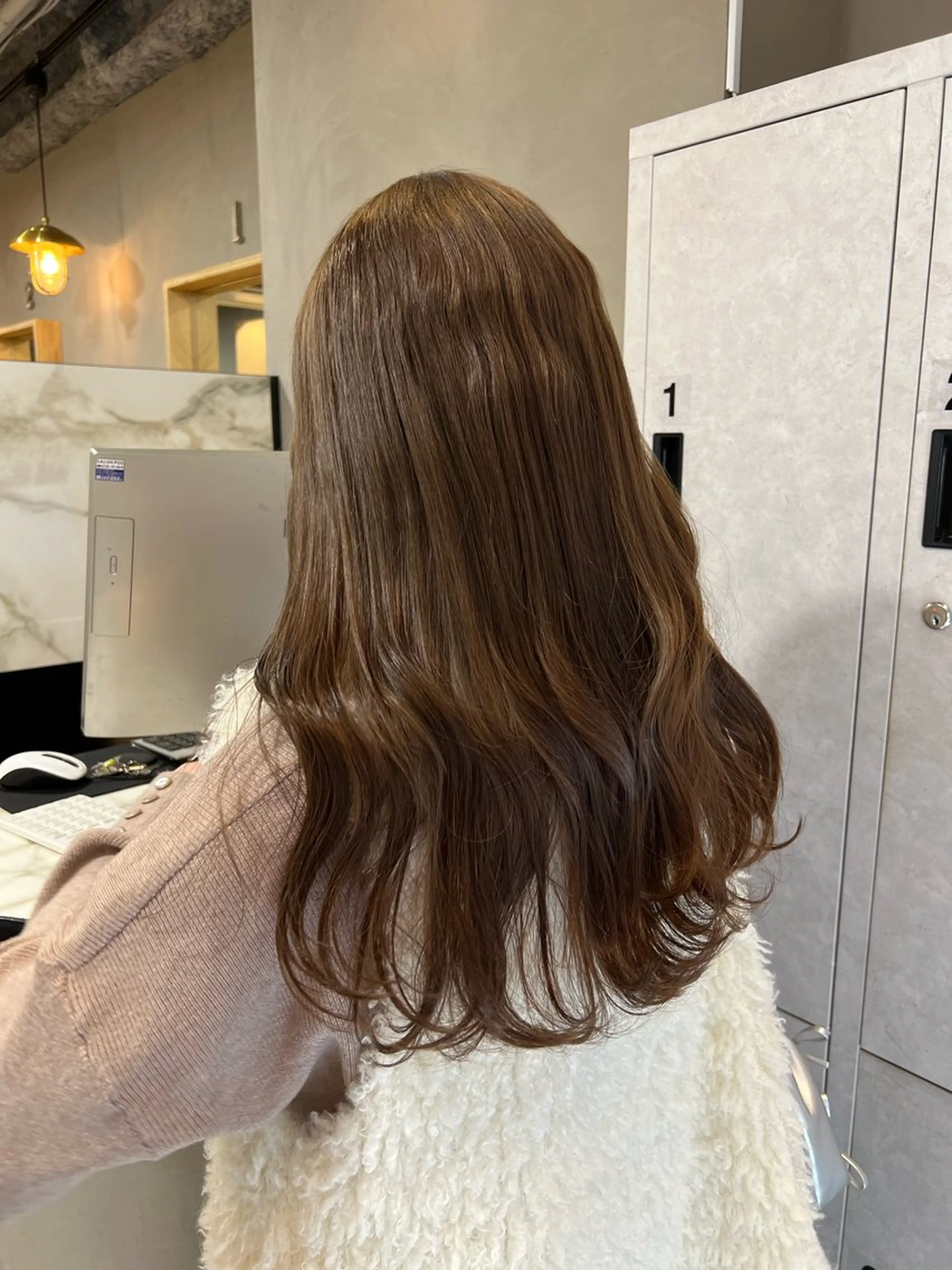 ロング カラー ベージュカラー ダブルカラー 神戸ボブ✂️ ioe三宮/田 伸佳のヘアスタイル