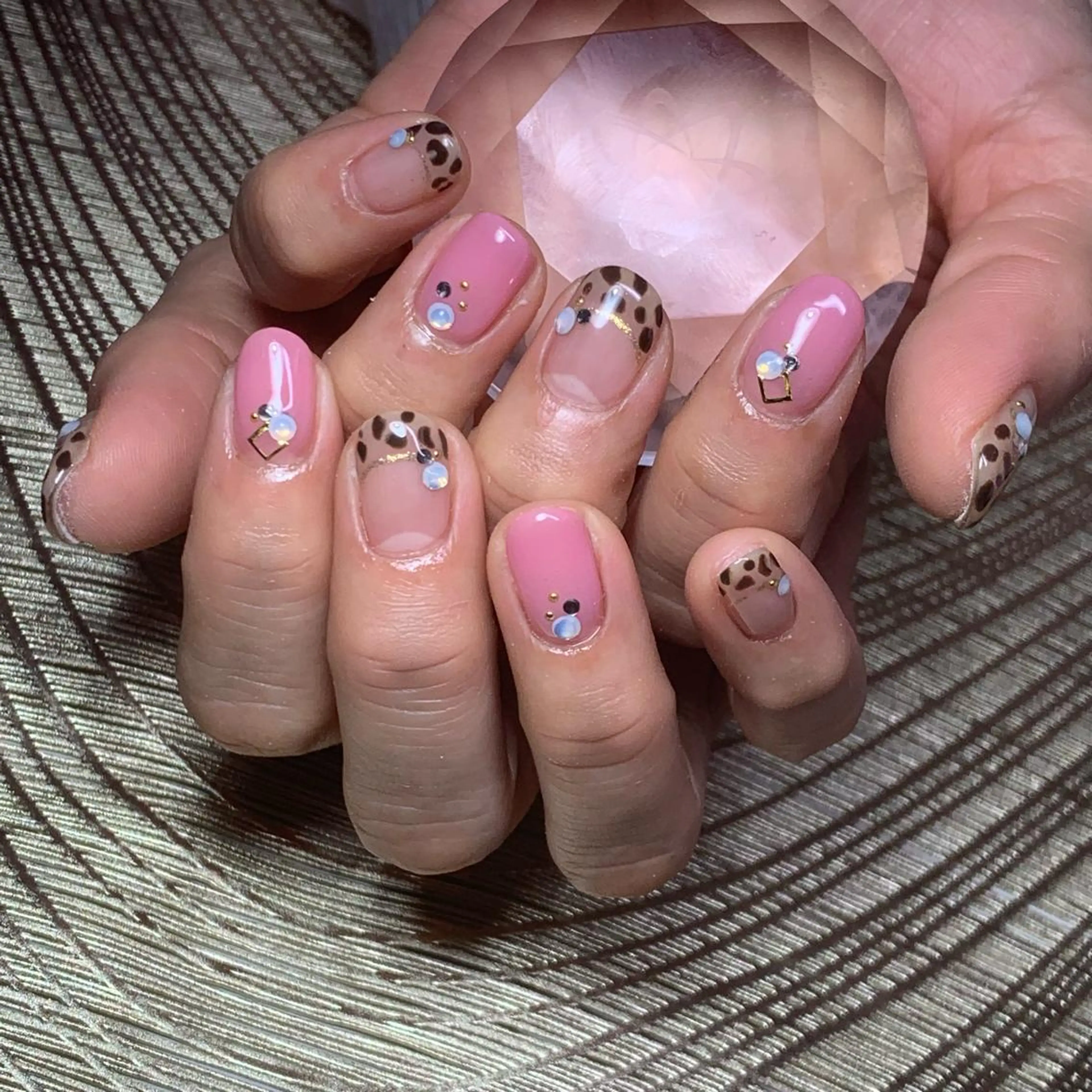 ネイル καρδιά -ｶﾙﾃﾞｨｱ-のネイルデザイン