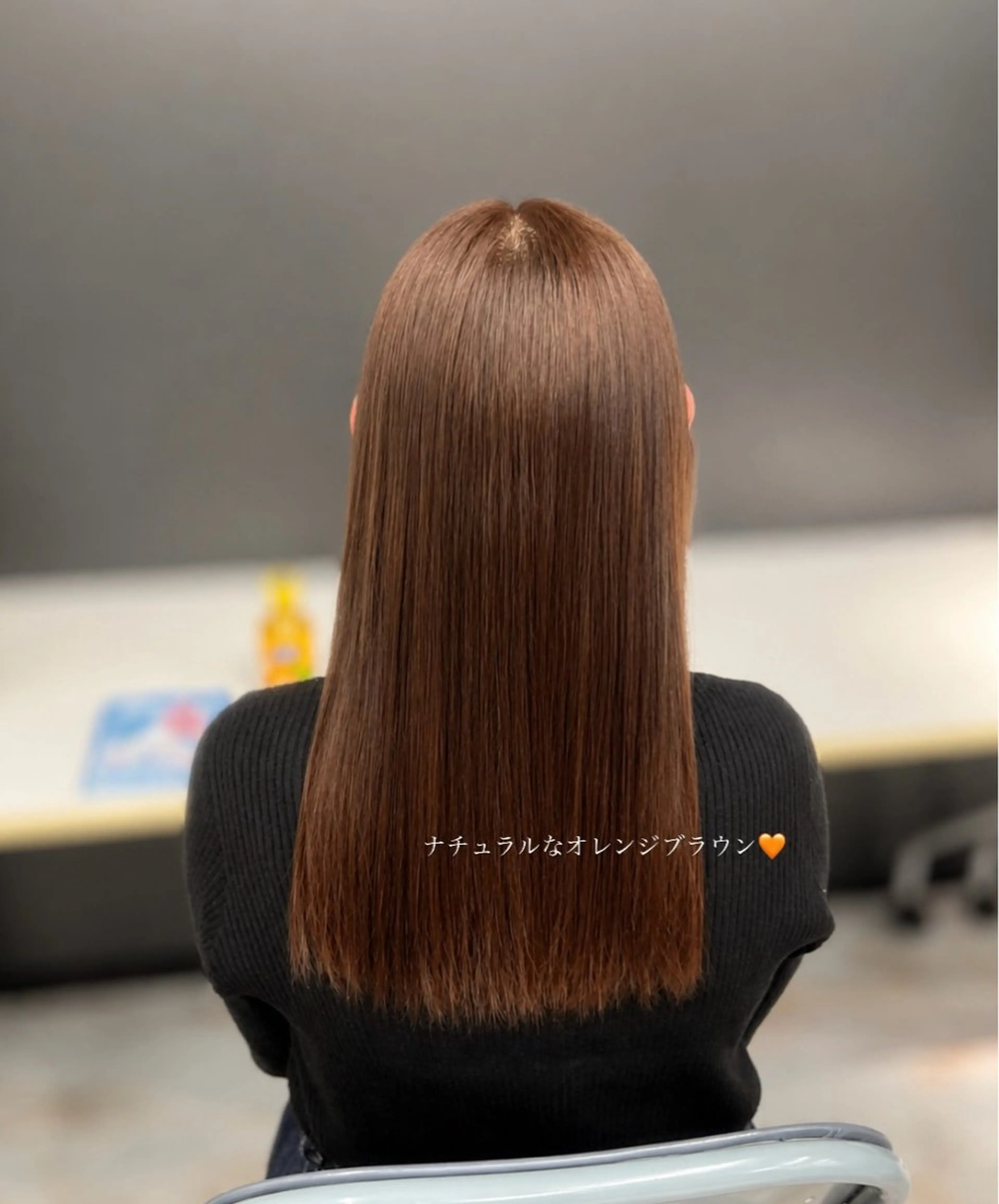 セミロング カラー ブラウンカラー オレンジ オレンジブラウン 滋野 莉子のヘアスタイル