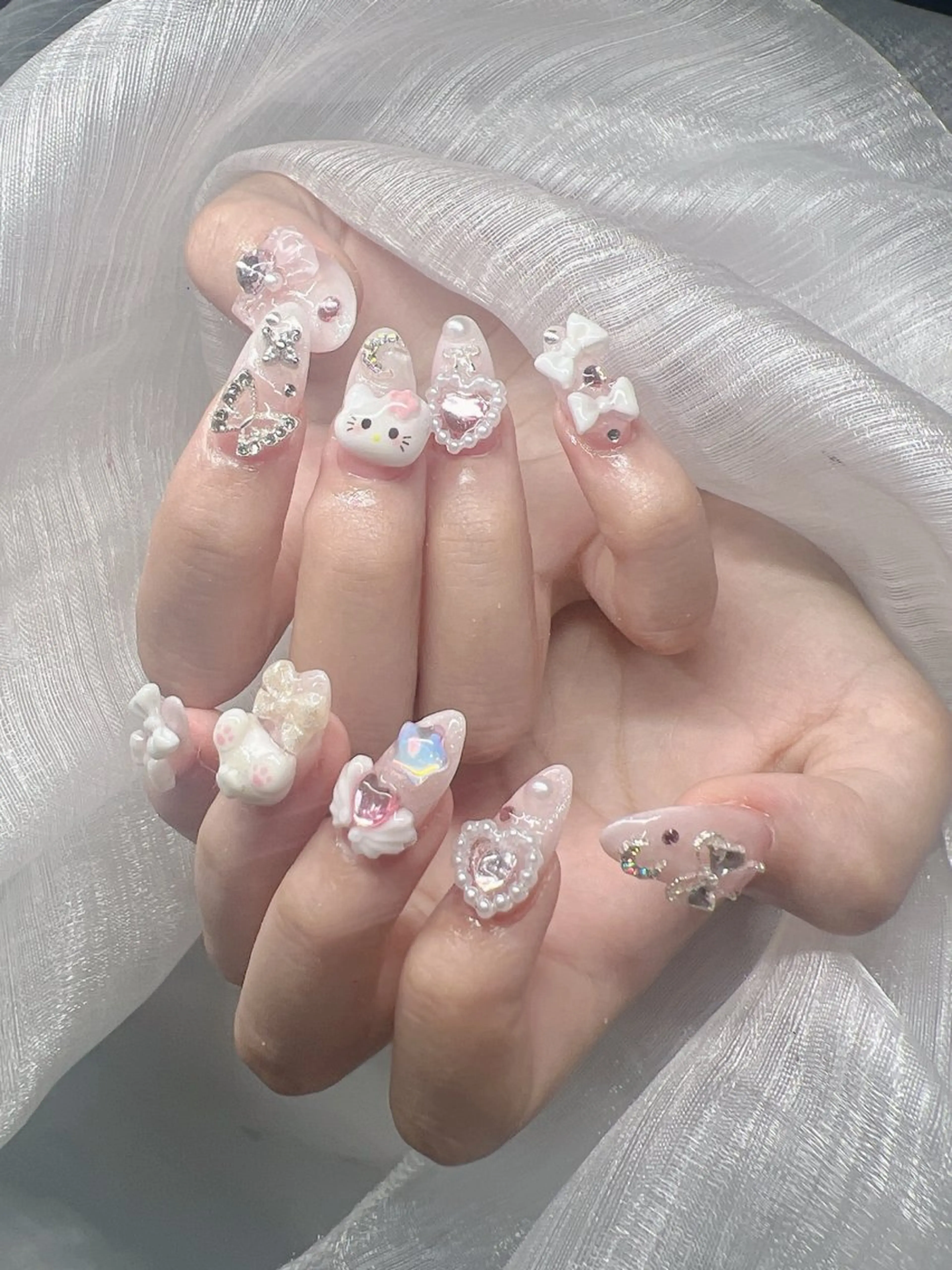 ネイル 長さ出し グラデーション 卒業式 キラキラネイル マグネットネイル ハンドネイル Lee Nailsのネイルデザイン