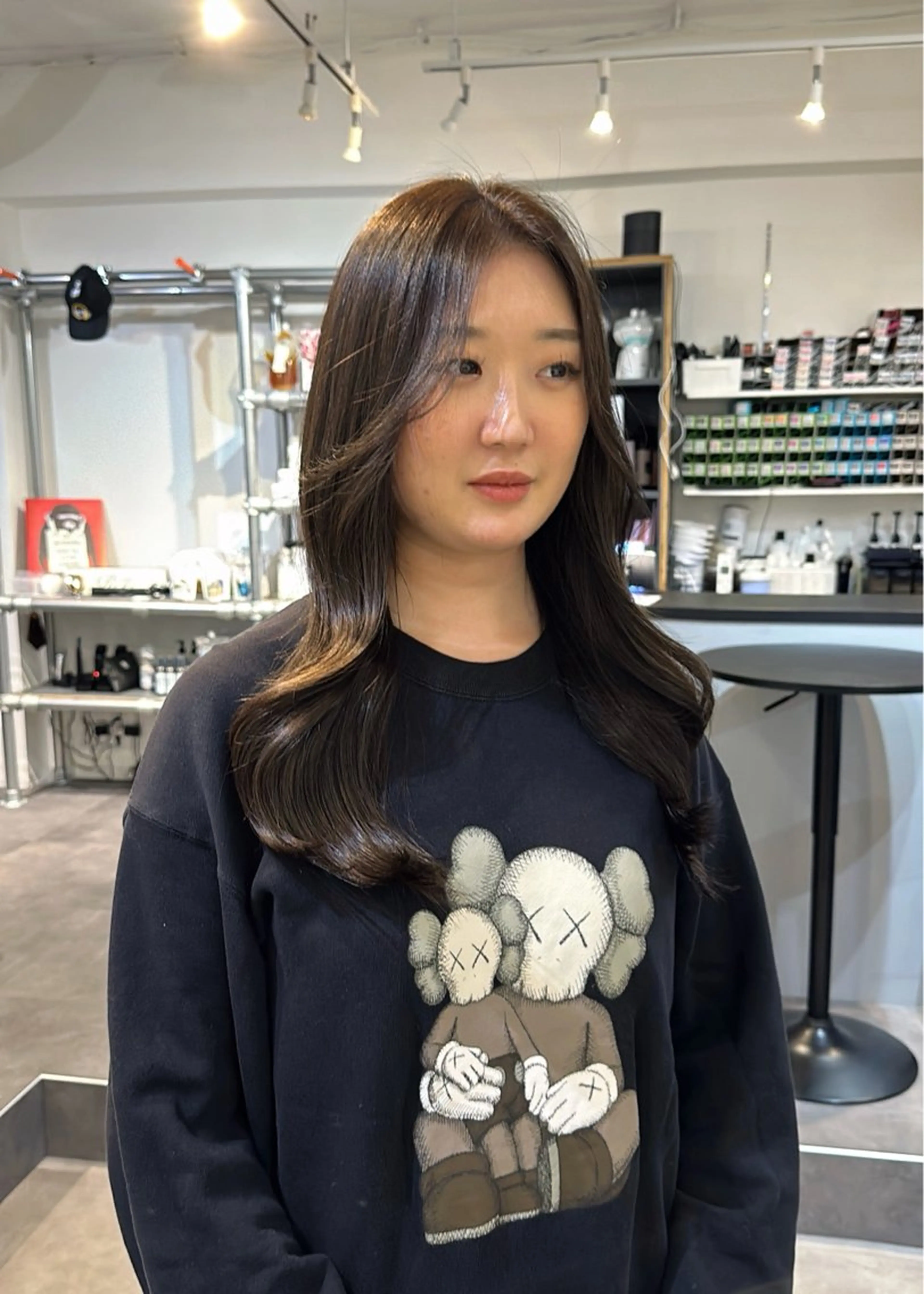 ロング カラー ﾚｲﾔｰ/ﾊｲﾄｰﾝ WAKANAのヘアスタイル