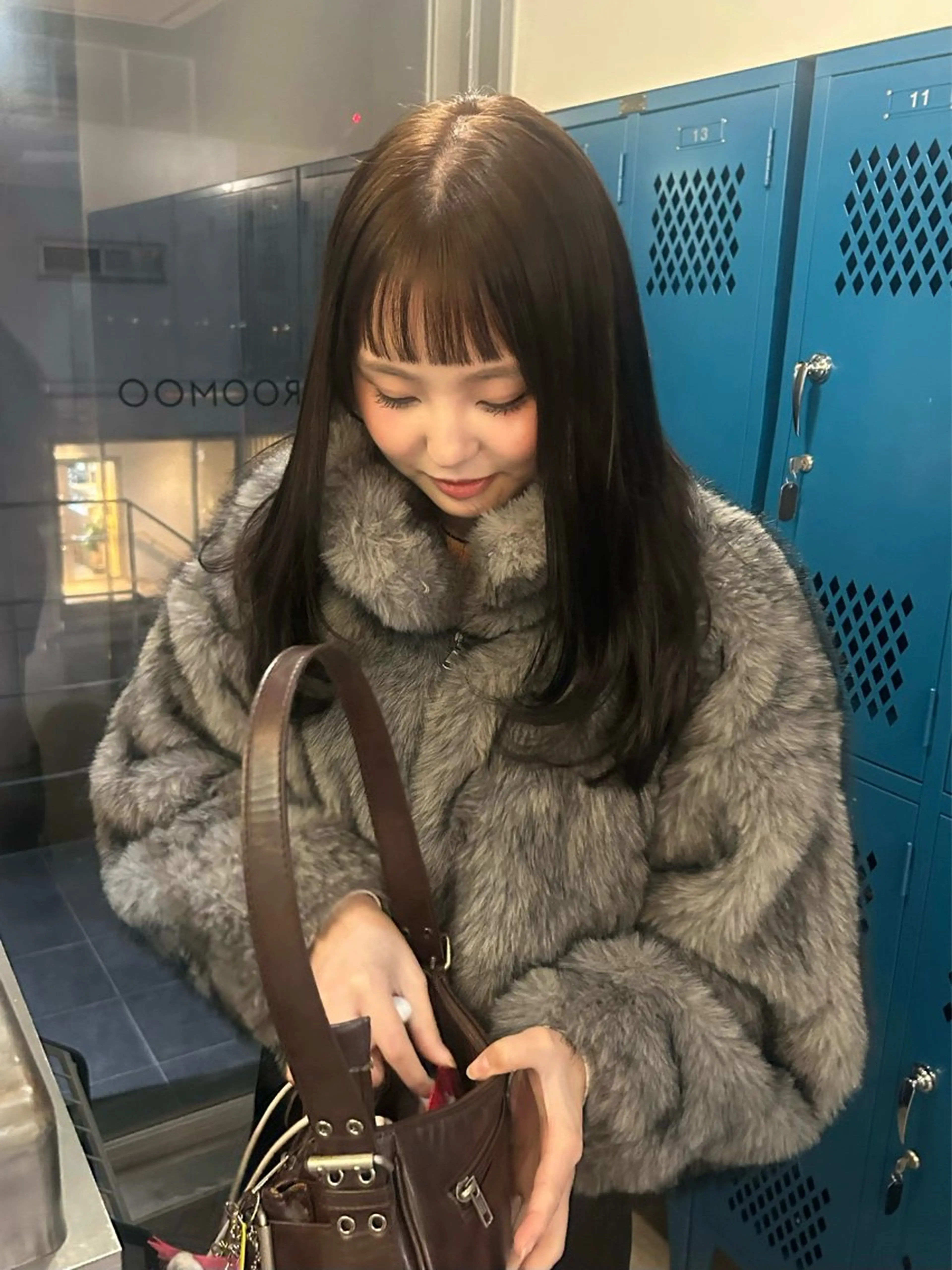 ロング カラー レイヤーカット オン眉 韓国ボブ/レイヤー ボブ/ EMIRIのヘアスタイル