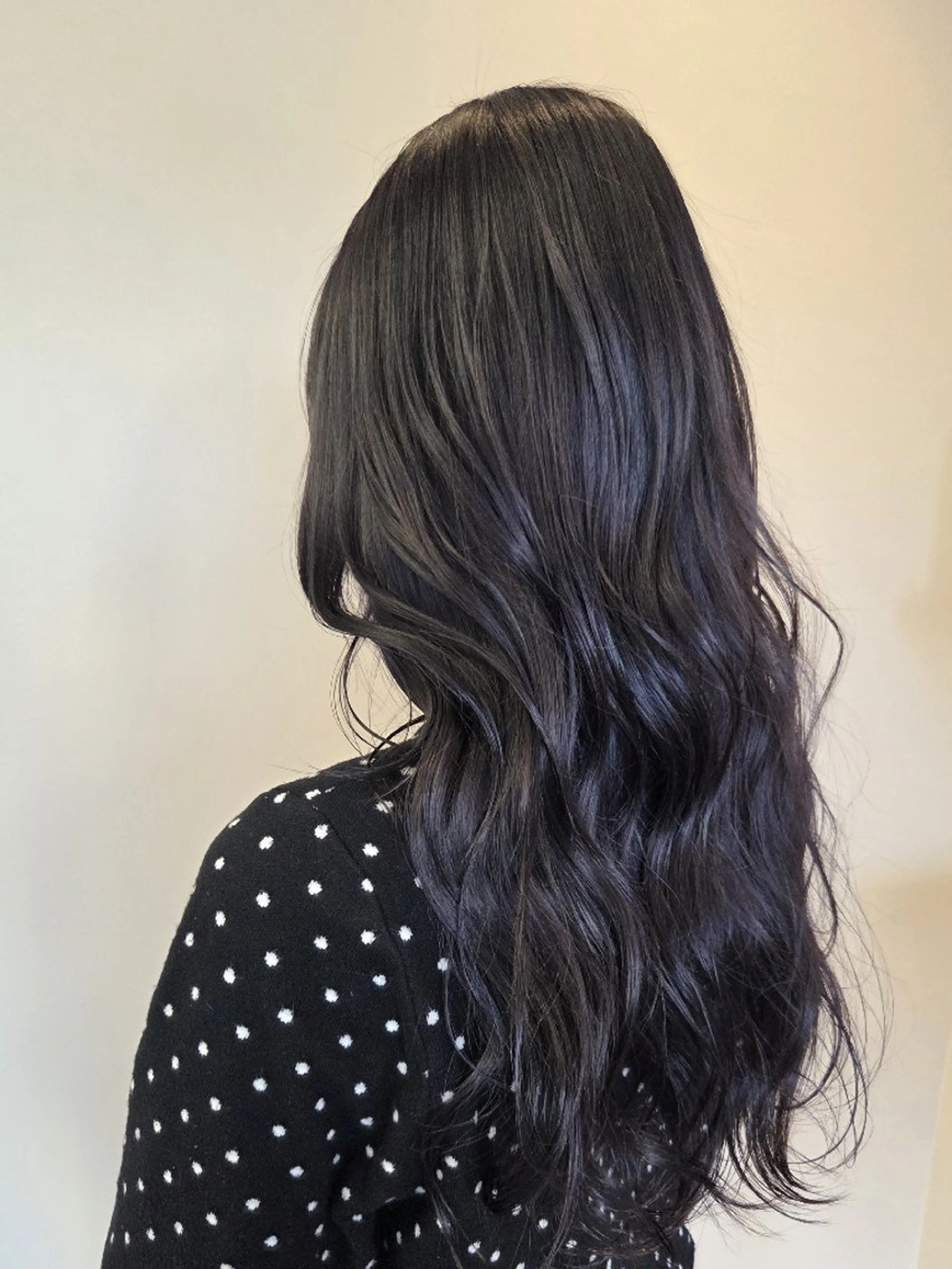 ロング カラー 透明感カラー ディープラベンダー ラベンダーカラー ヘアカラー トリートメント Era Hatsuneのヘアスタイル