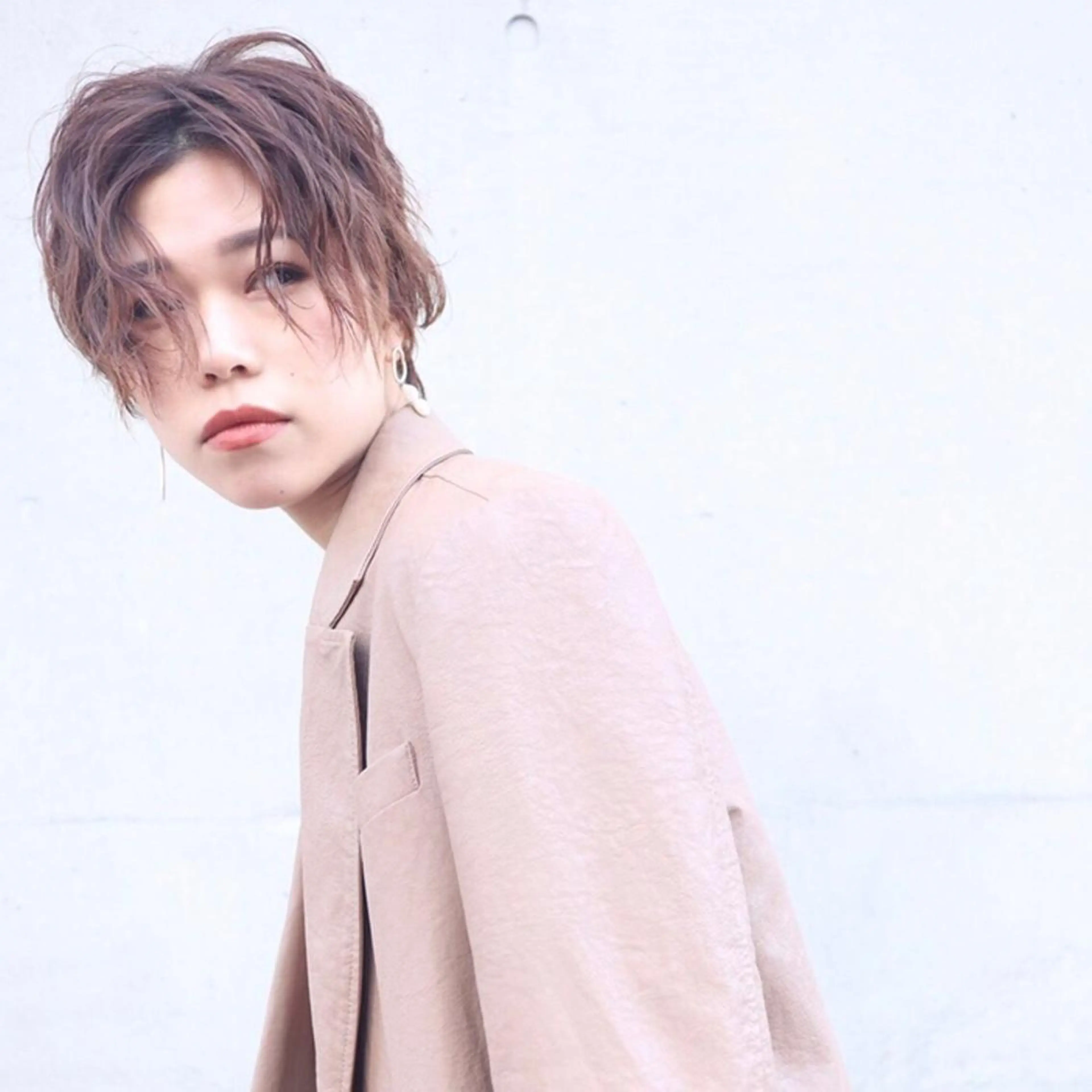 ショート 髙井 麻帆のヘアスタイル