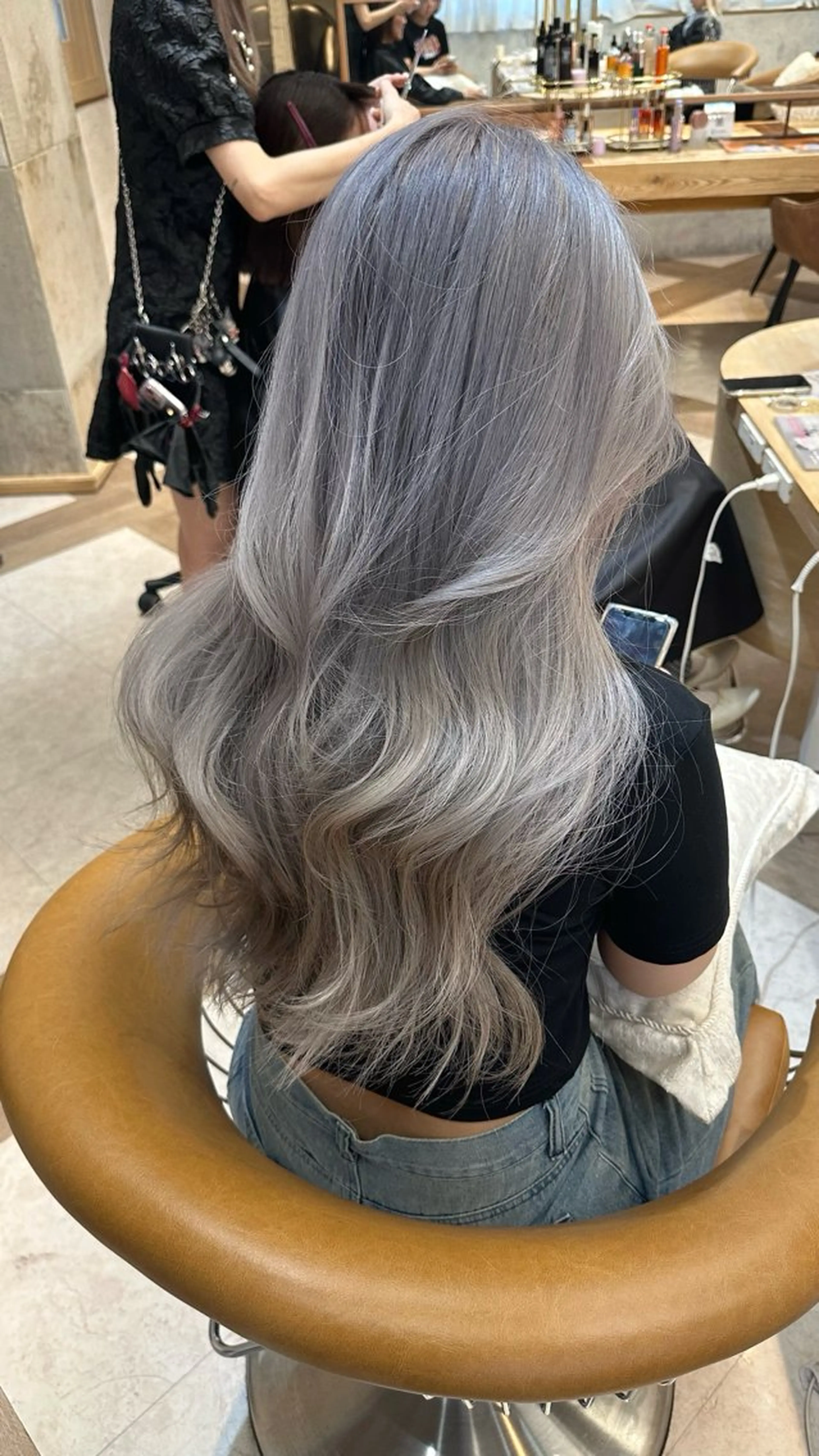 ロング カラー 荻野 峻輔/レイヤー /ハッシュ/透明感のヘアスタイル