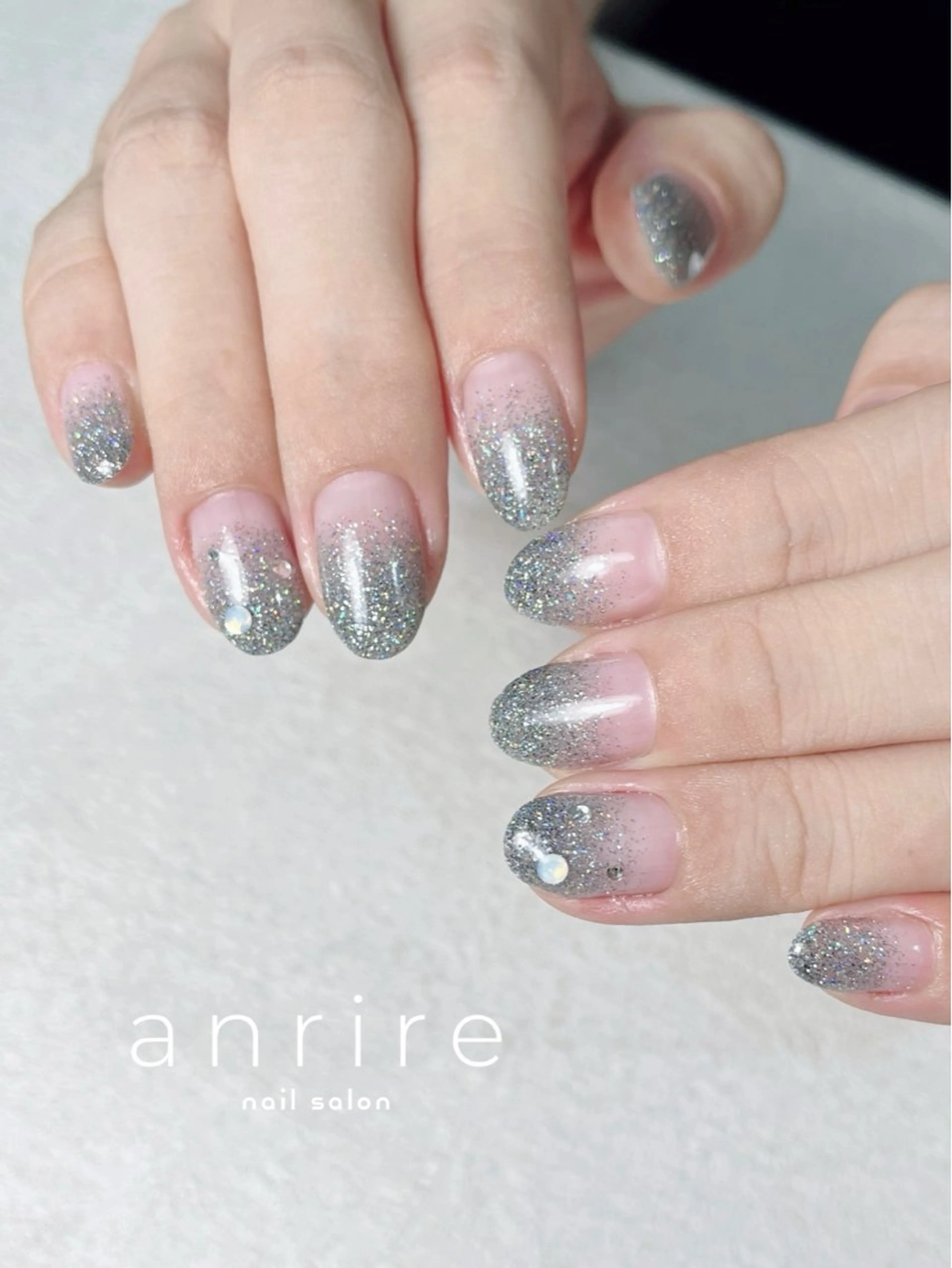 ネイル ブルー フラッシュネイル ジェルネイル グラデーション キラキラネイル ハンドネイル nailsalon anrireのネイルデザイン