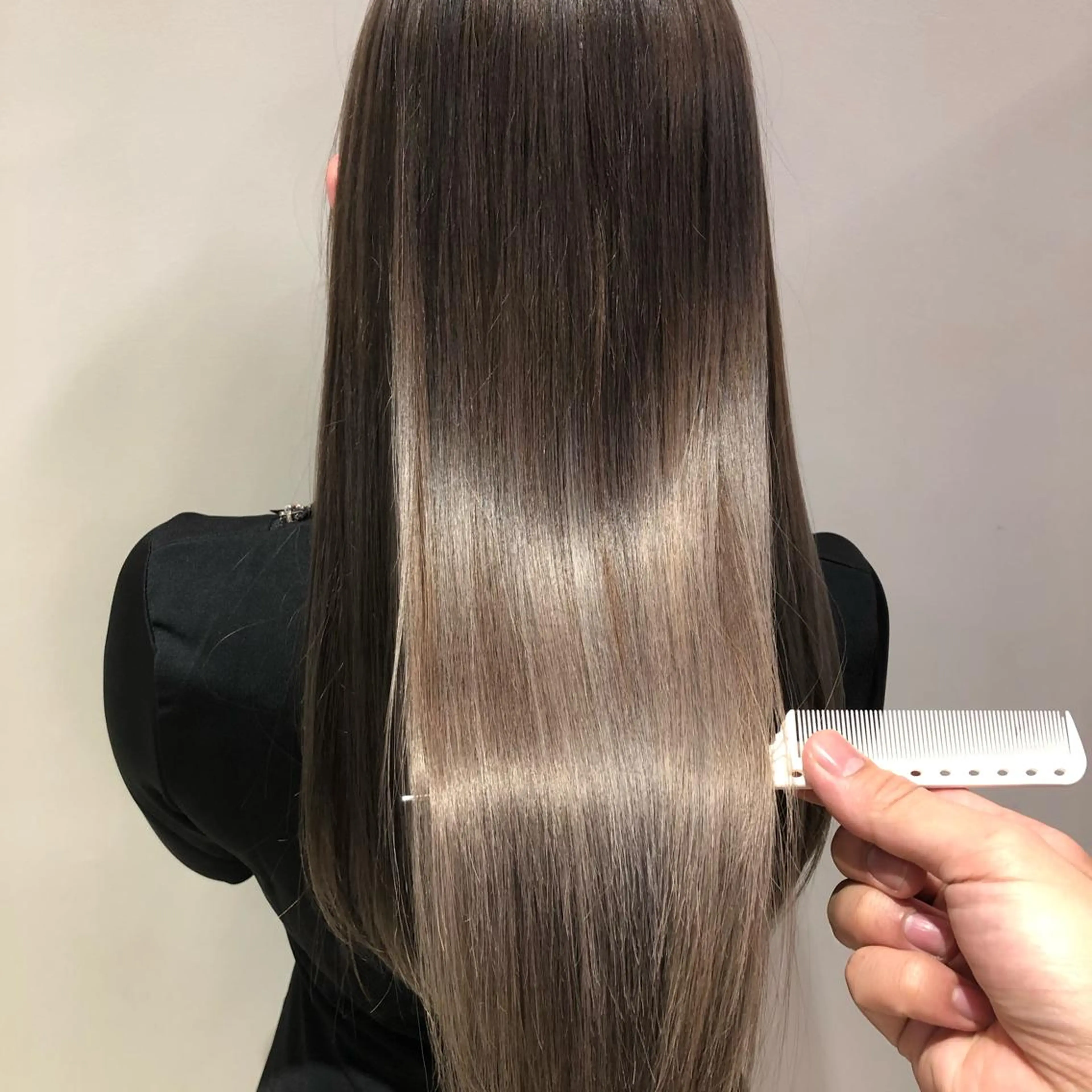 ロング カラー カット ヘアカラー トリートメント 心斎橋 美髪職人　近江のヘアスタイル