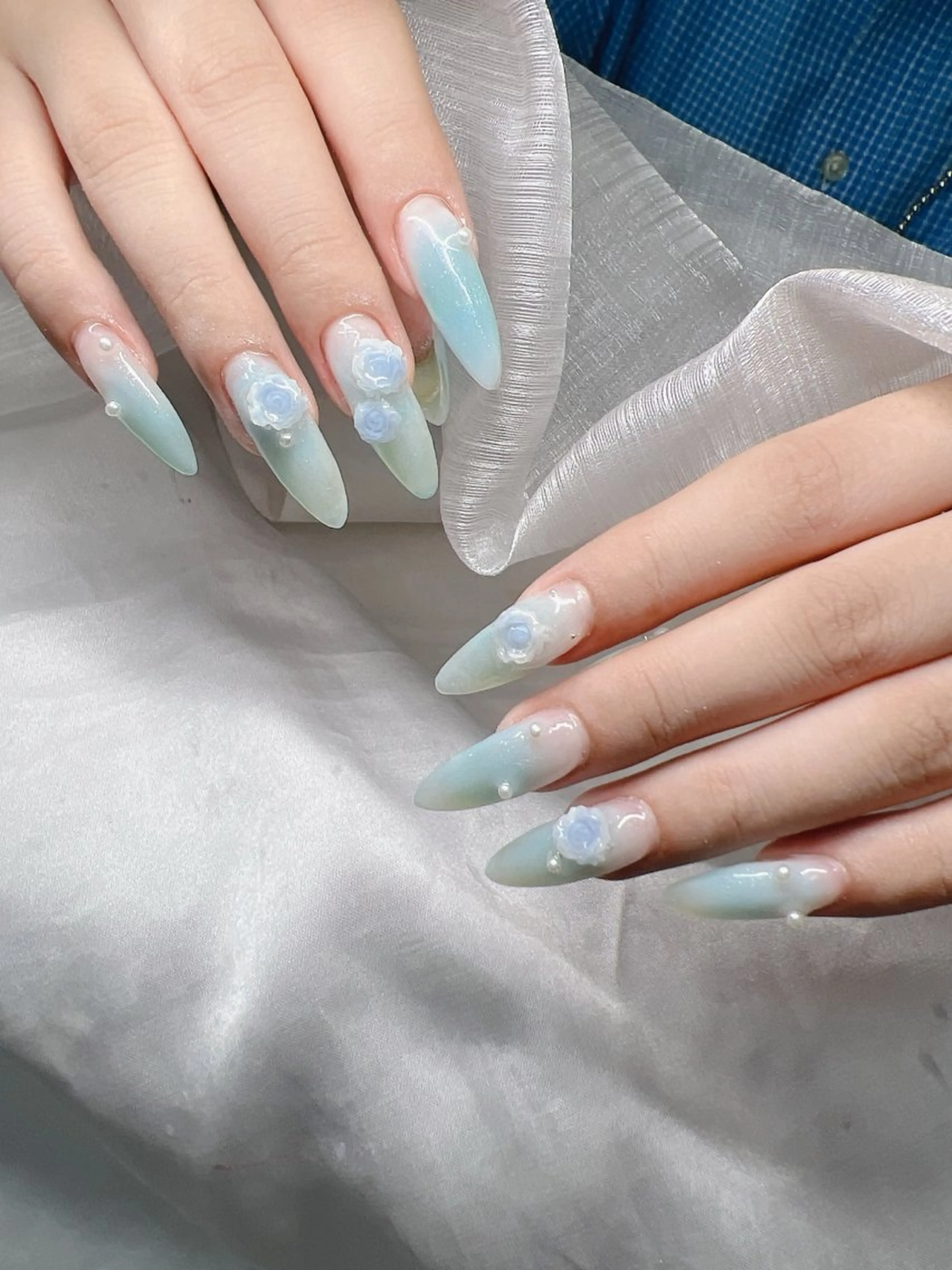 ネイル 長さ出し グラデーション 卒業式 キラキラネイル マグネットネイル ハンドネイル Lee Nailsのネイルデザイン