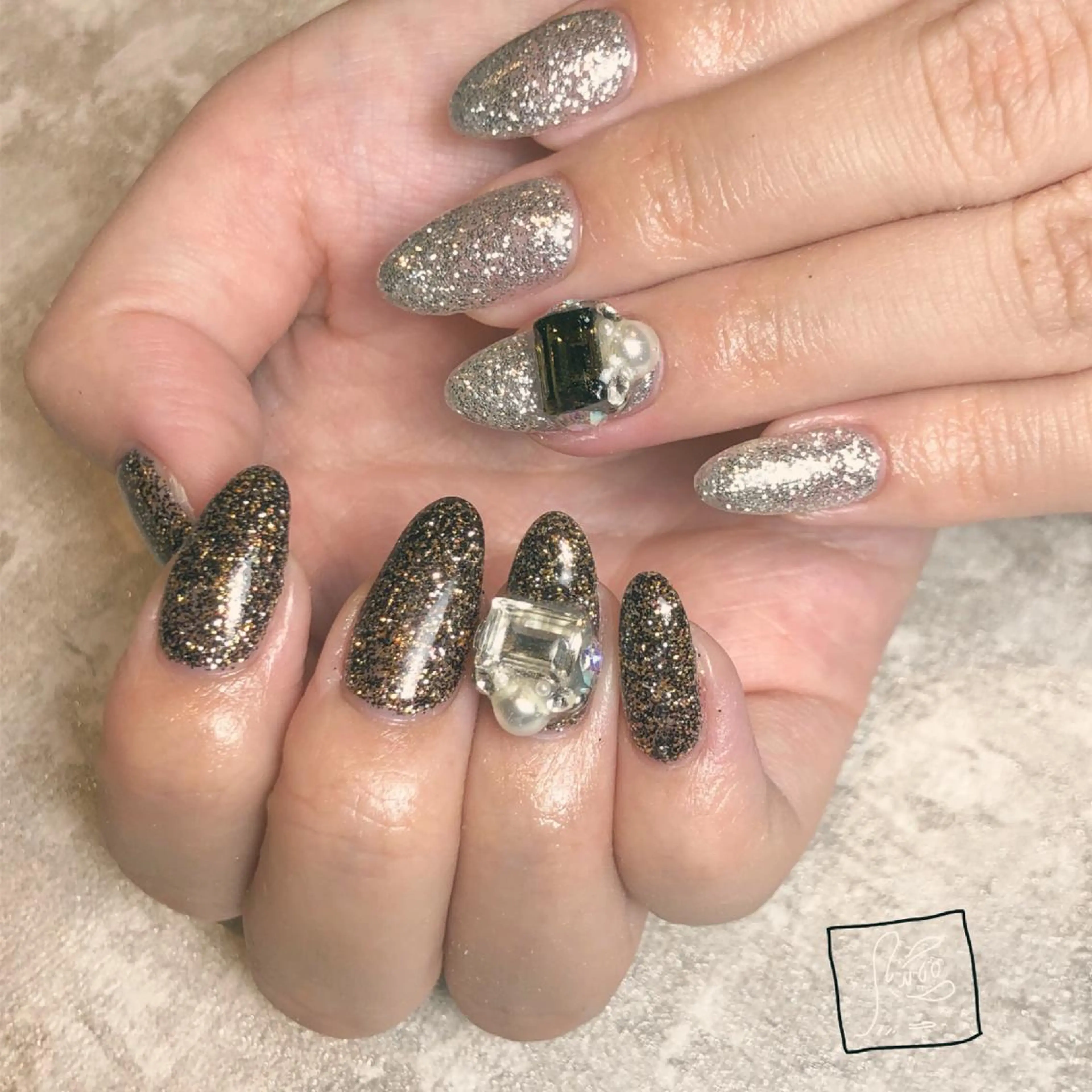 ネイル アートネイル クリアネイル ワンカラーネイル ハンドネイル chik所属・hamaguchi licoのネイルデザイン