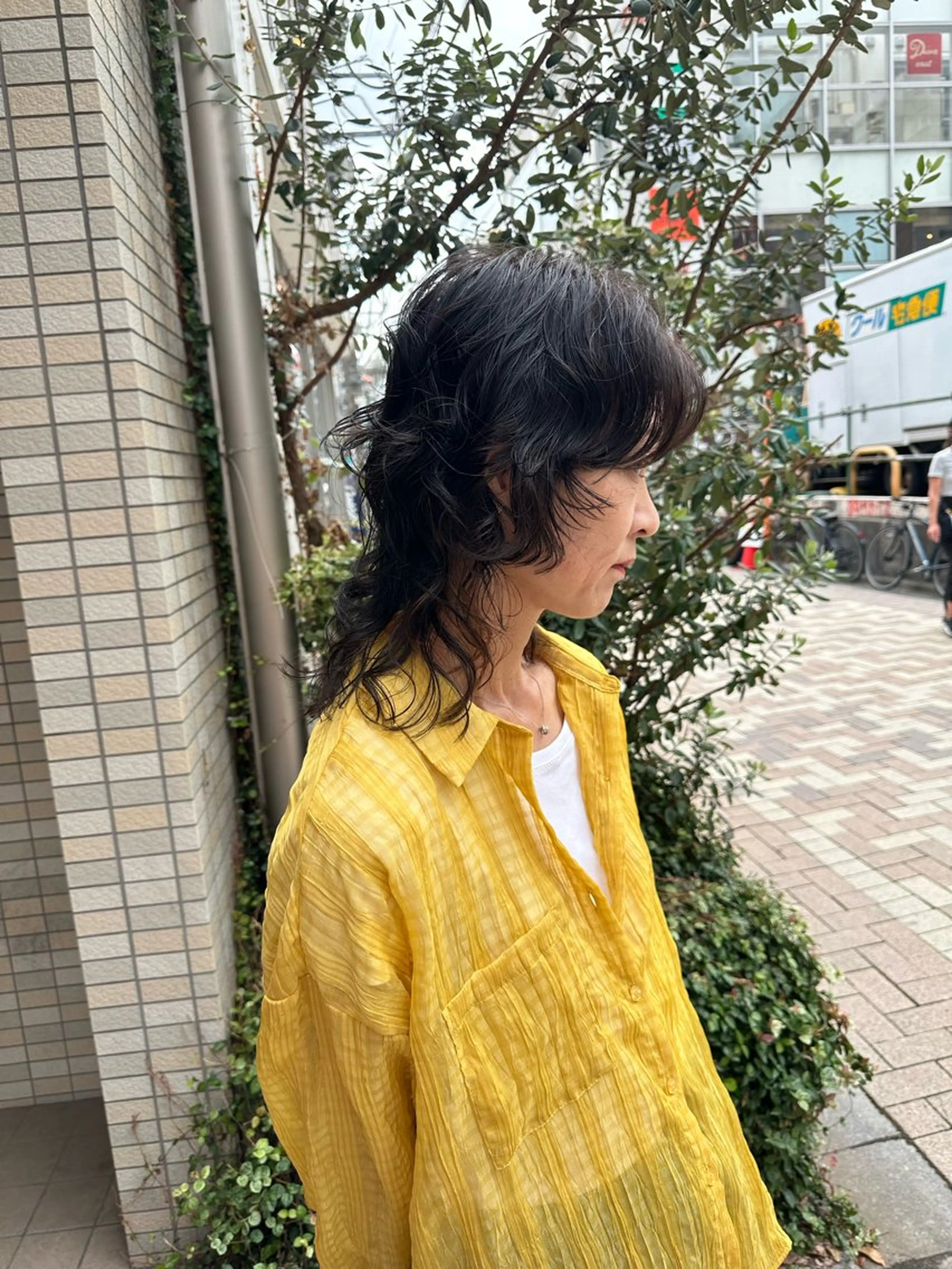 ミディアム パーマ ミディアムパーマ ウルフカット さとう あやかのヘアスタイル