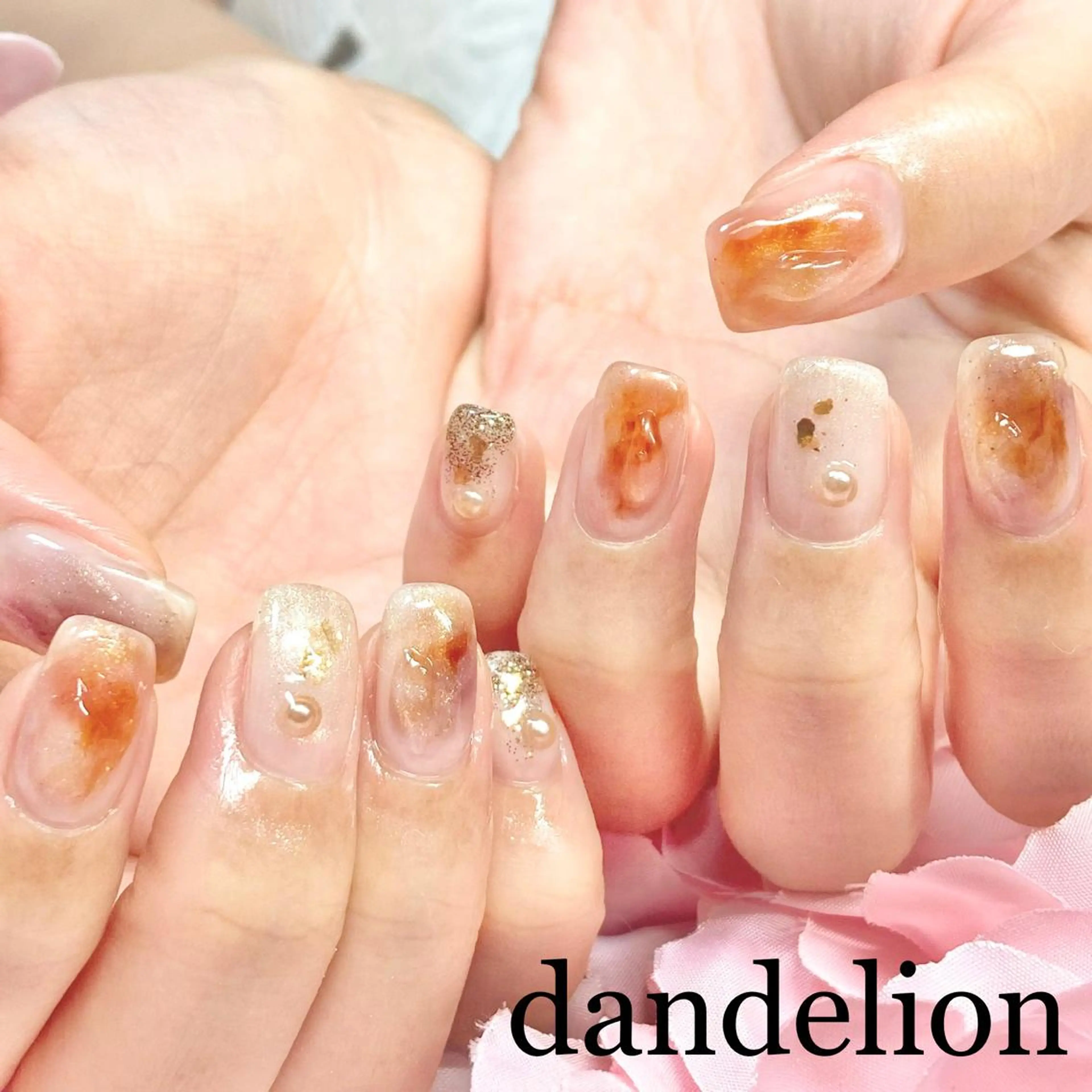 ネイル ハンドネイル ハンドケア dandelion ダンデライオンのネイルデザイン