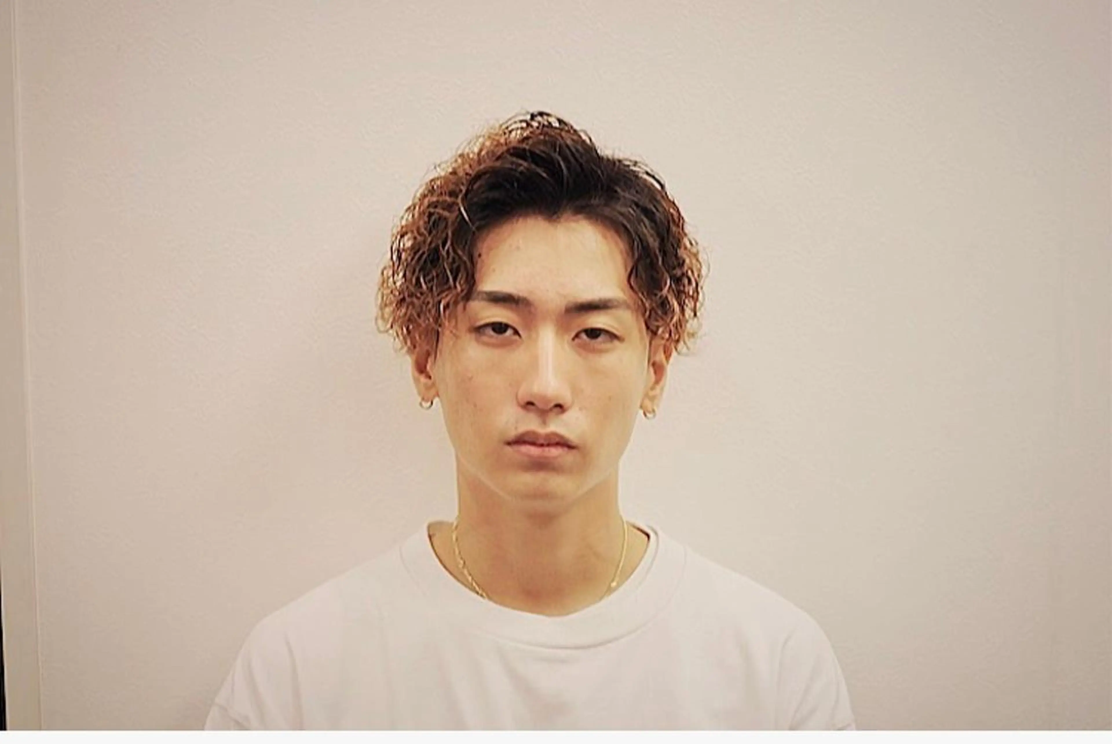 ミディアム パーマ メンズ パーマ 前田賢生 ご新規様はNGのヘアスタイル