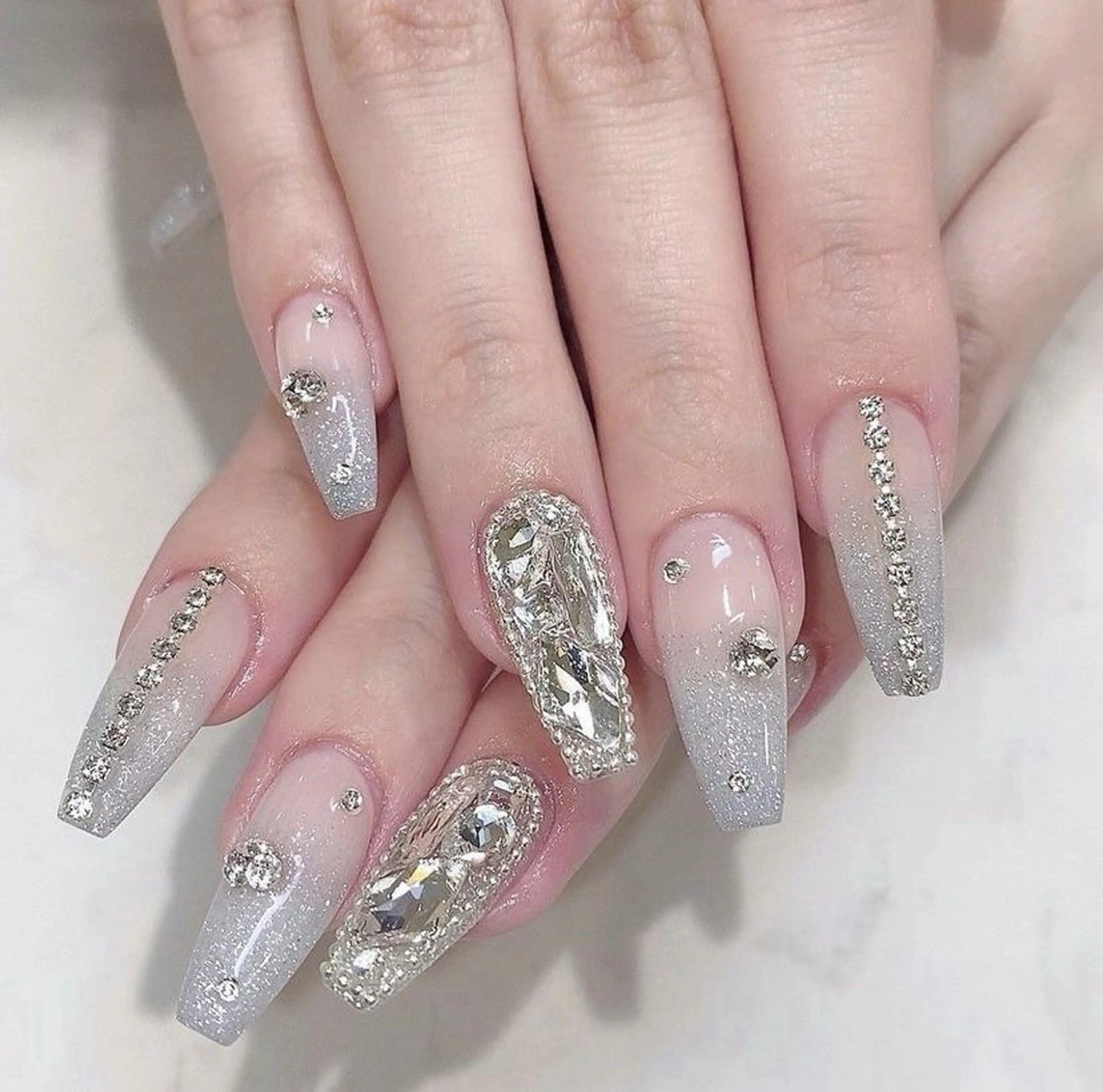 ネイル チークネイル フットネイル フレンチネイル グラデーション 韓国ネイル Yuki nail staffのネイルデザイン