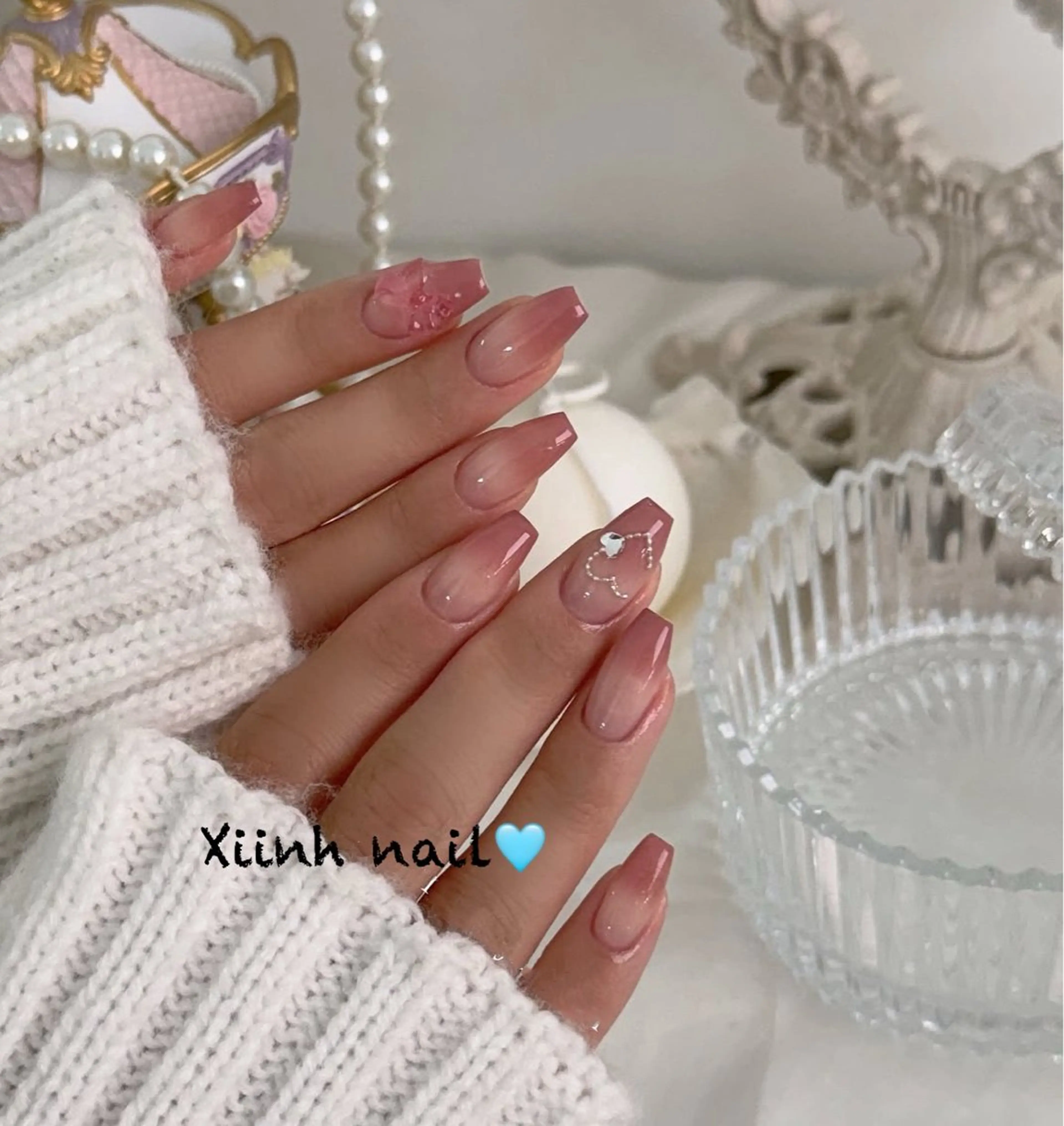 ネイル チークネイル 桜ネイル フットネイル ジェルネイル ハロウィン ハンドネイル XIINH NAIL SALONのネイルデザイン