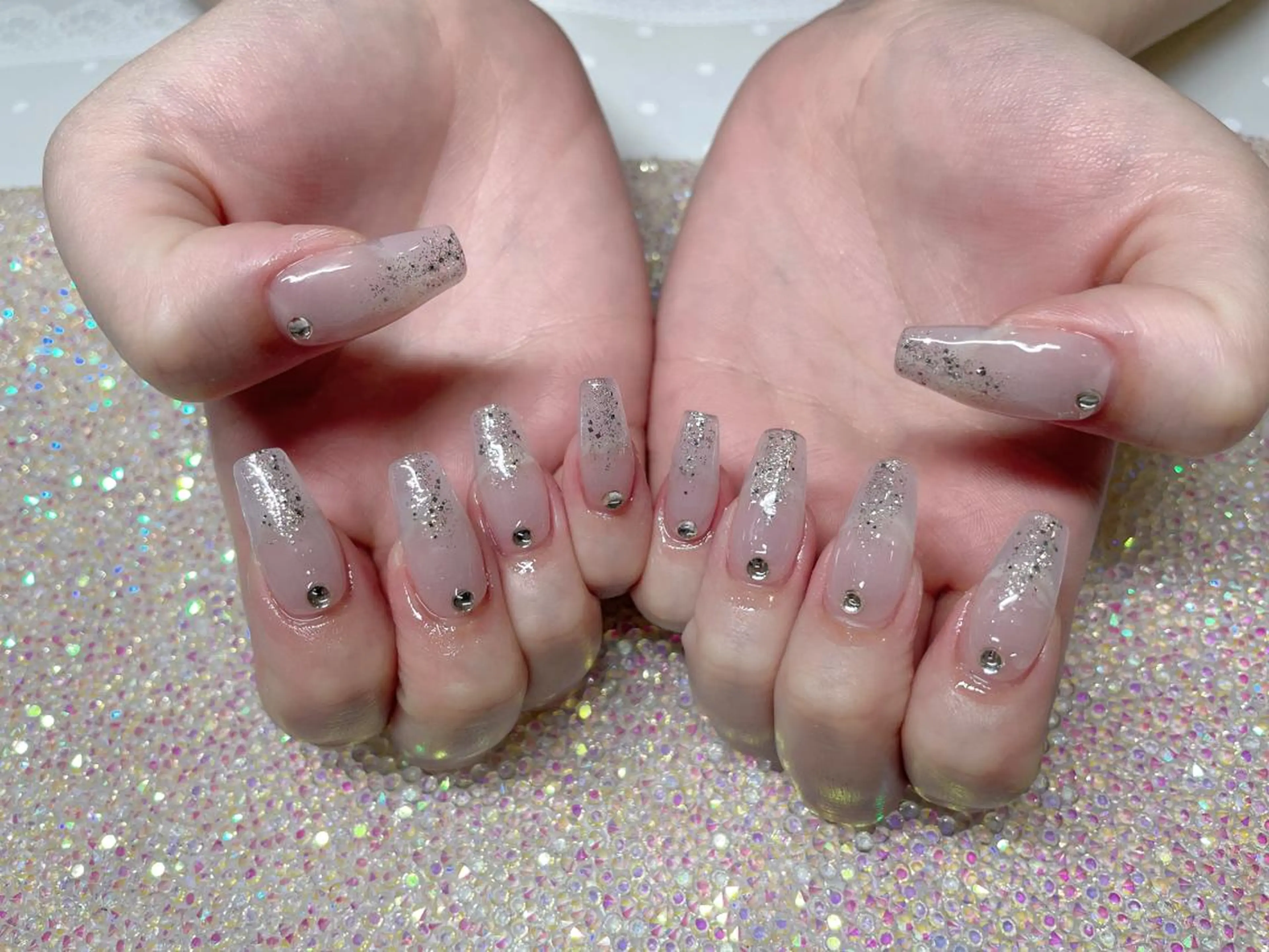 ミディアム ネイル 《LB》ラブリエ Nail&eyeのマツエク・マツパデザイン