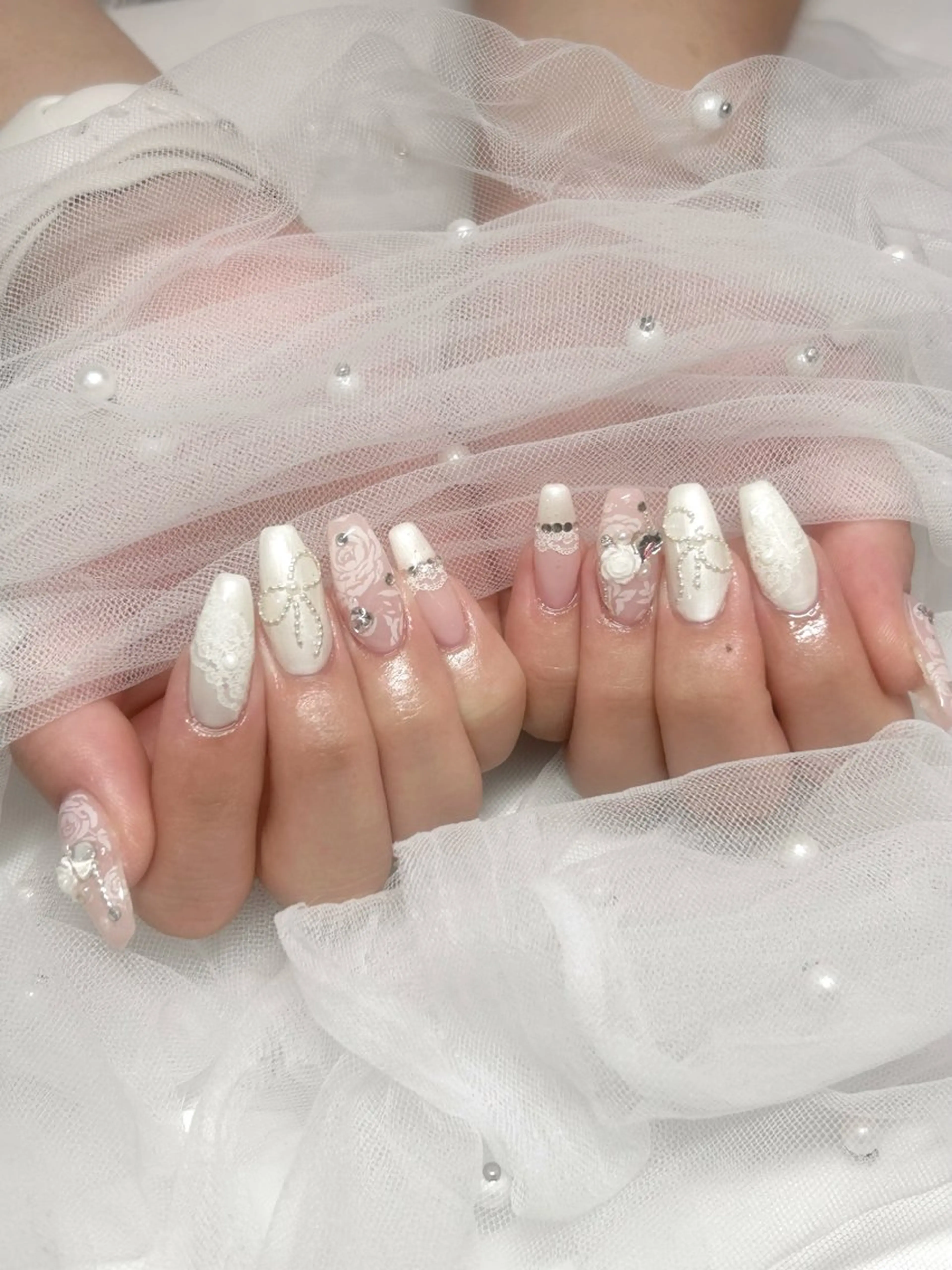 ネイル レース 🎀WOLTOKYO 池袋🎀hinataのネイルデザイン