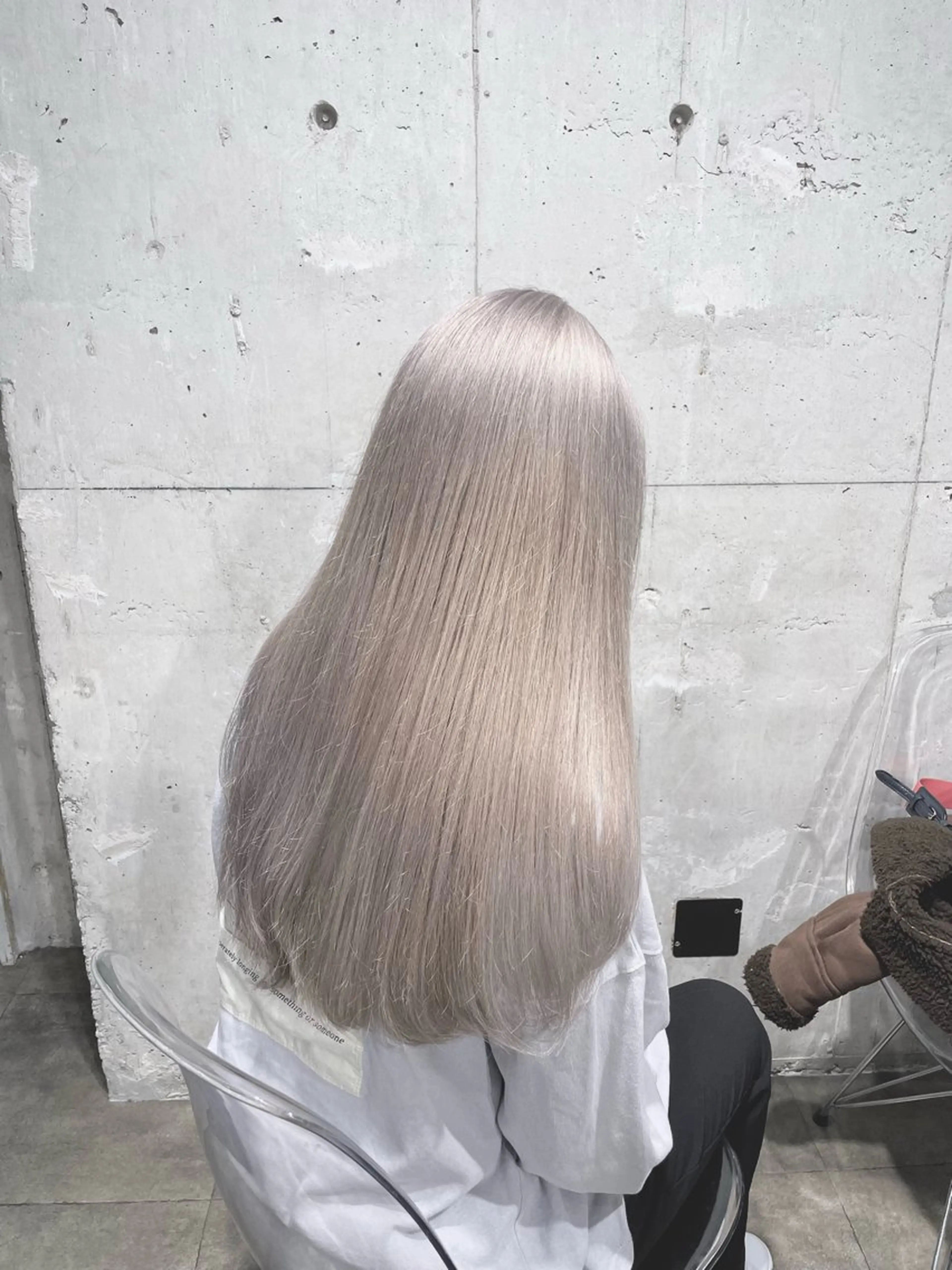 セミロング カット ヘアカラー トリートメント ヘアセット 艶髪/透明感🪽 DISCO🪽のヘアスタイル