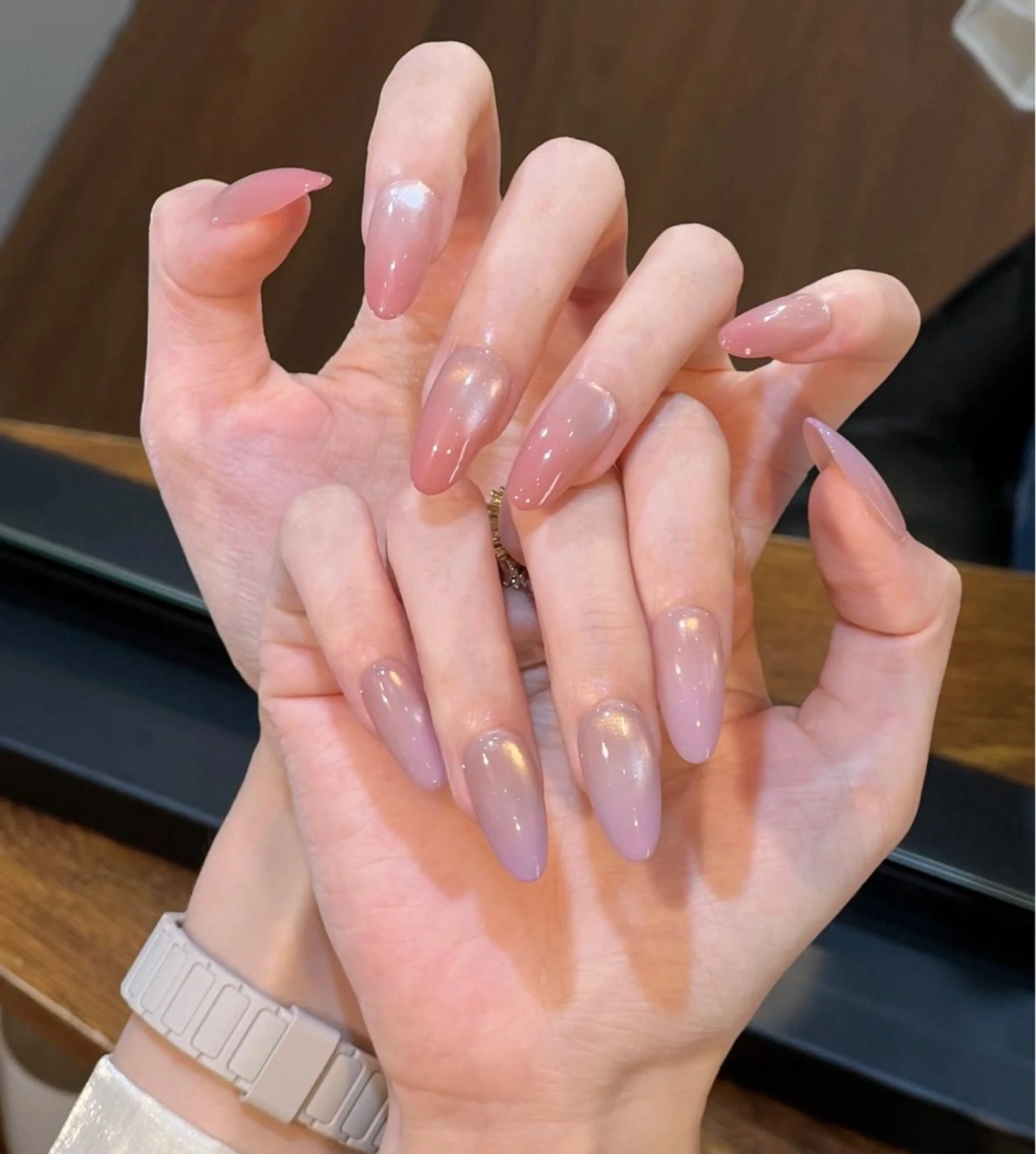 ★【初回ソフトジェルオフ無料 】Wグラデーション カラー×マグネット or オーロラの写真