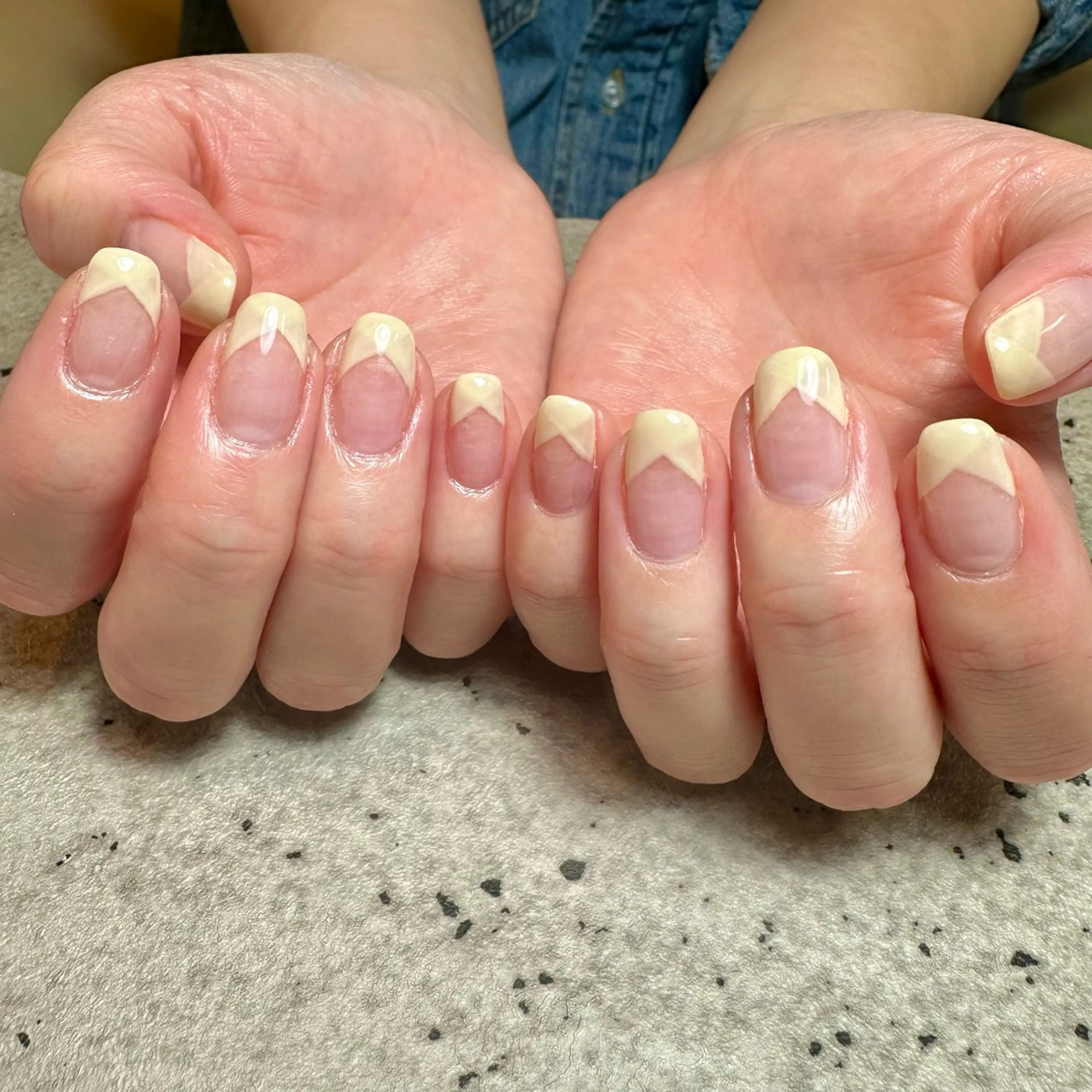 ネイル リボン ハンドネイル フットネイル GéRanium Harukaのネイルデザイン