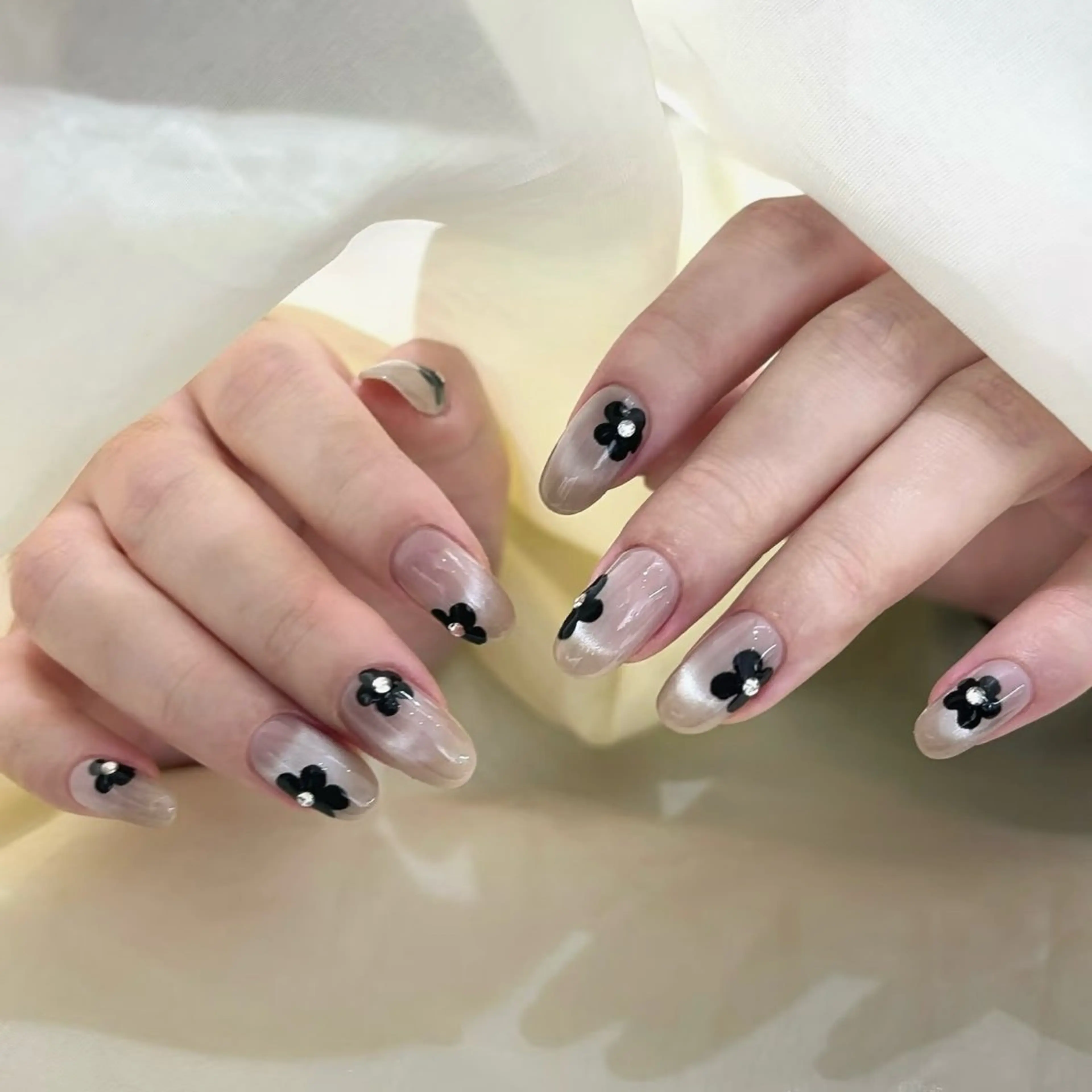 ネイル Mi miaのマツエク・マツパデザイン