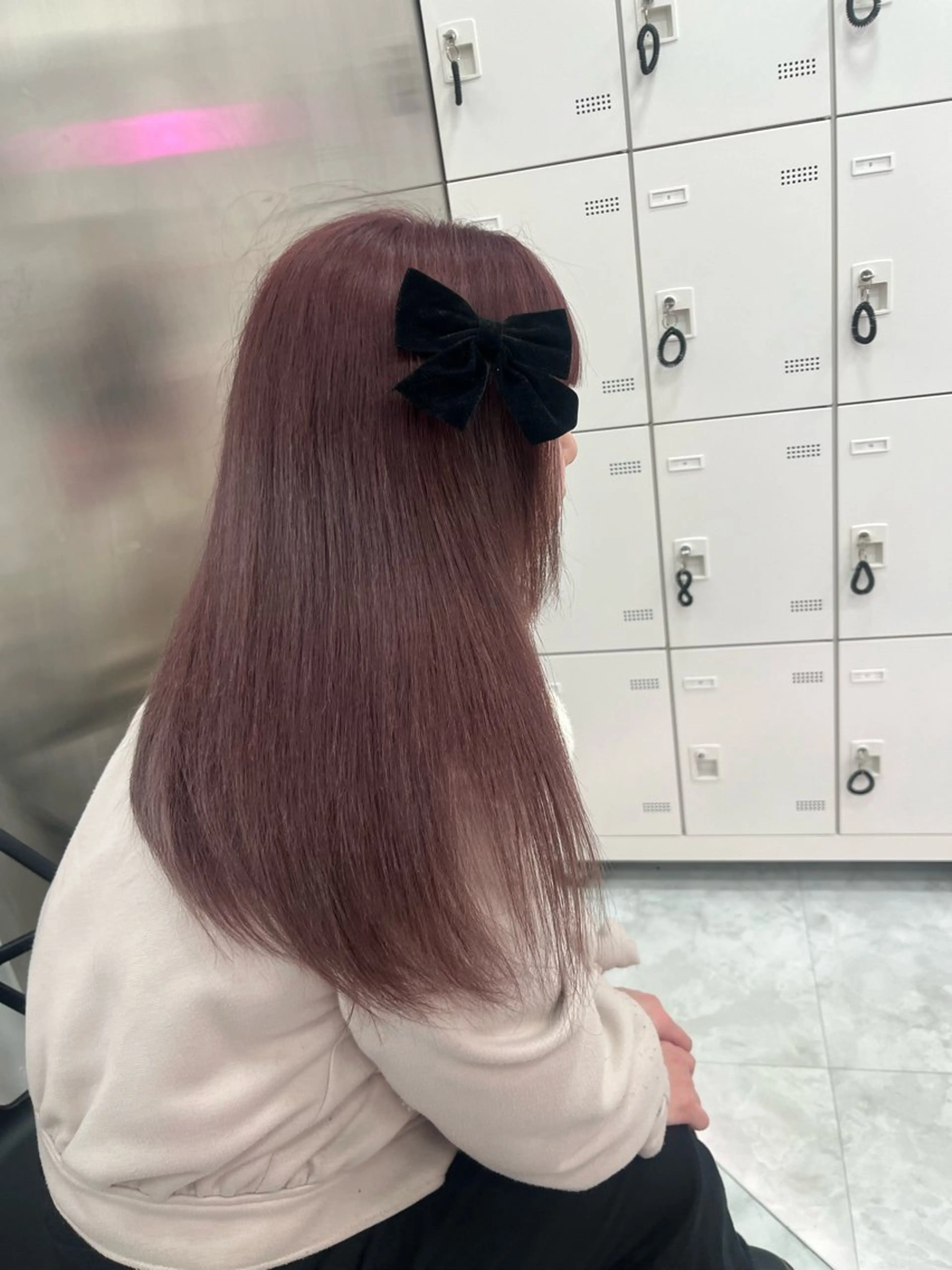 ロング ❤︎ワンホンガーリー なハイトーンヘア❤︎のヘアスタイル