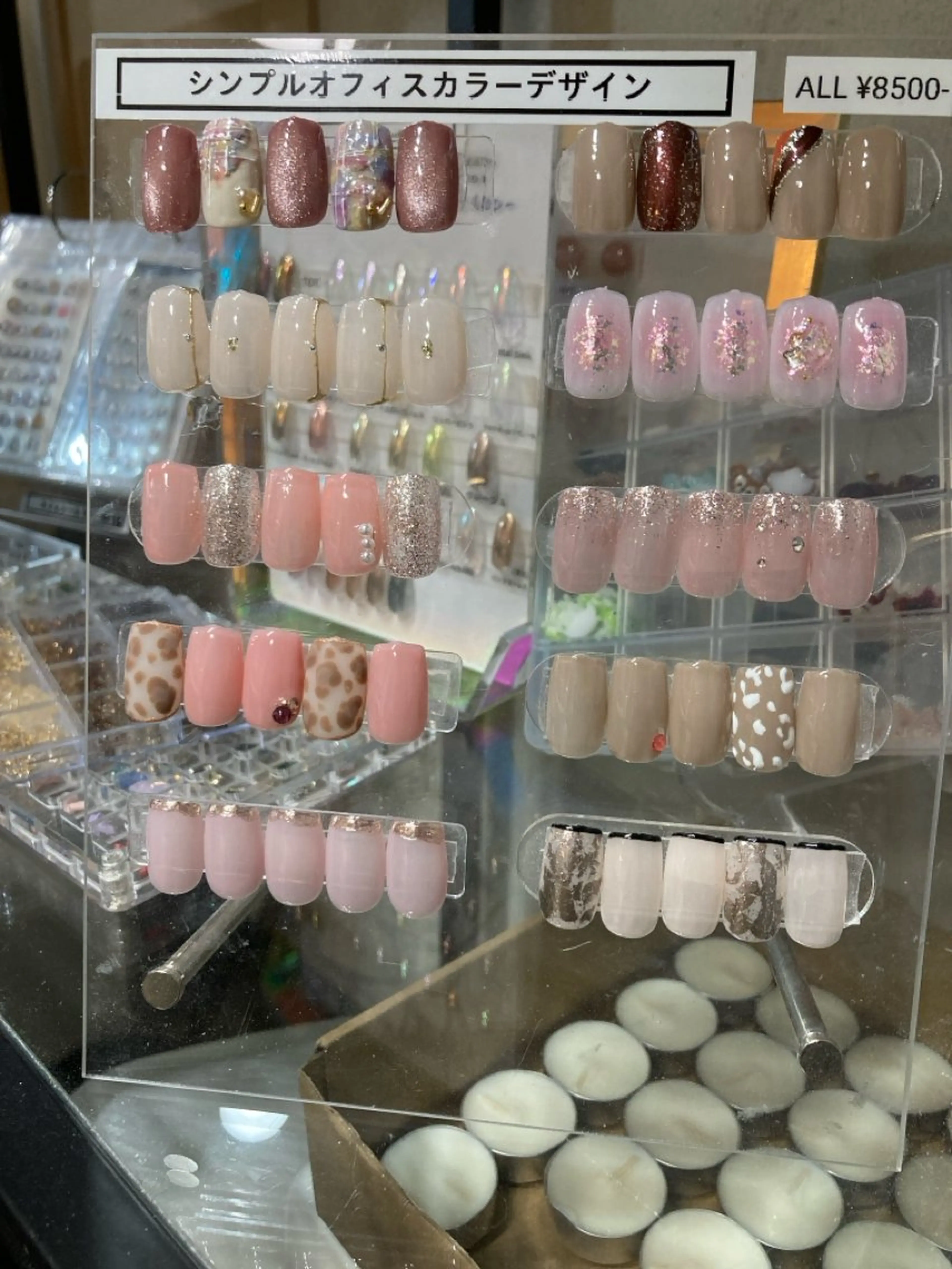 ネイル ハンドネイル Legit nail salonのネイルデザイン