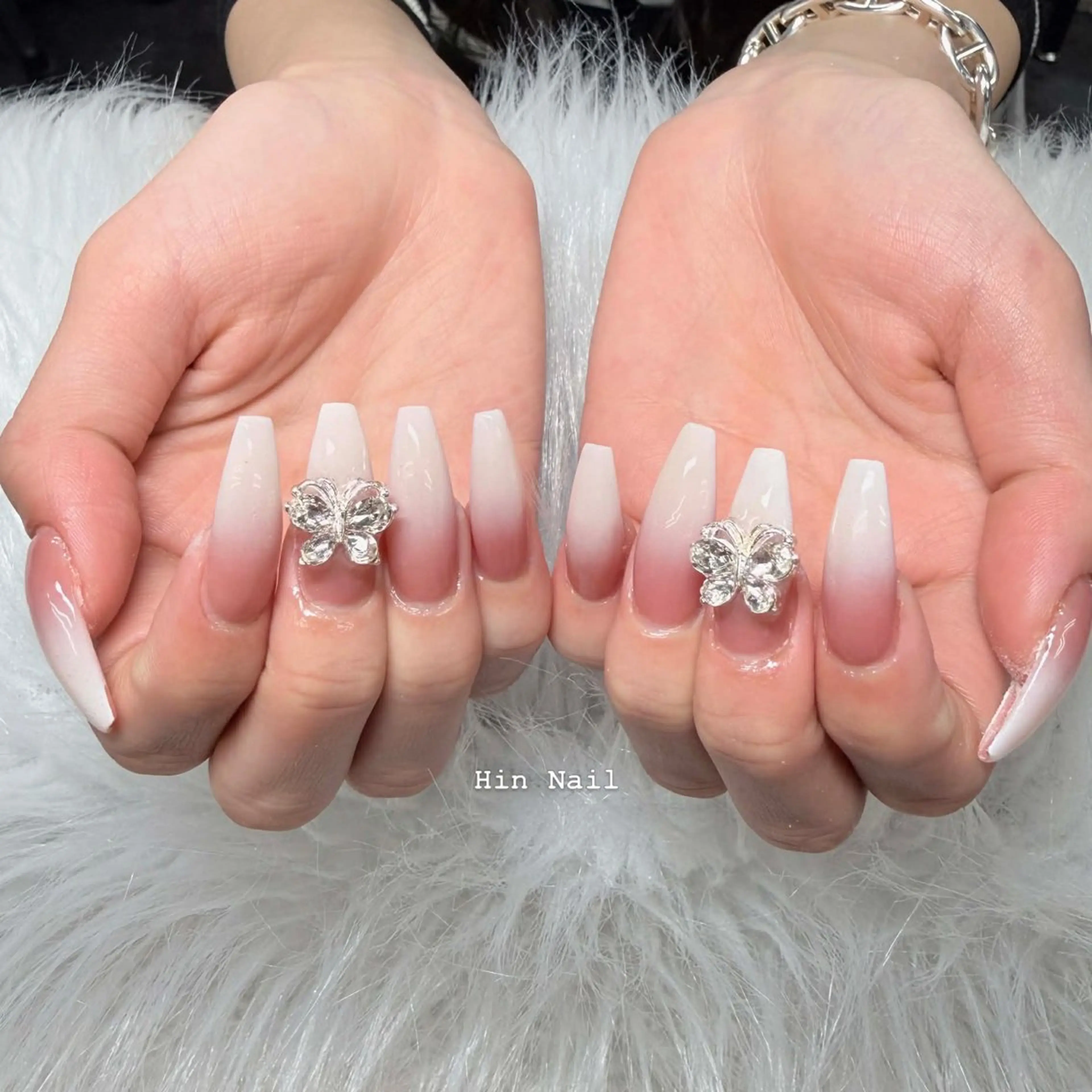 ネイル ハンドネイル HIN NAILのネイルデザイン