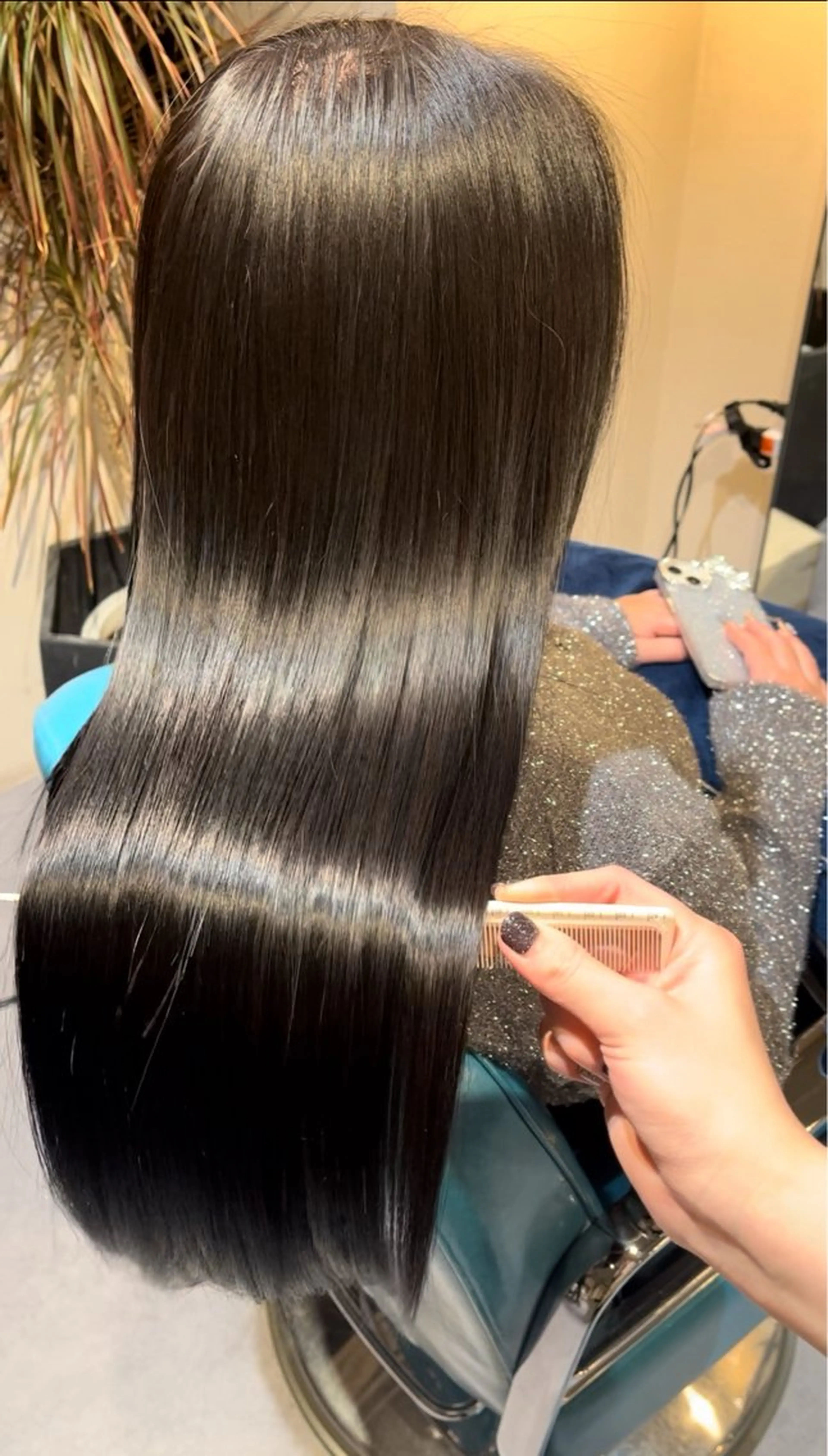 ロング カラー トリートメント 小野 愛美のヘアスタイル