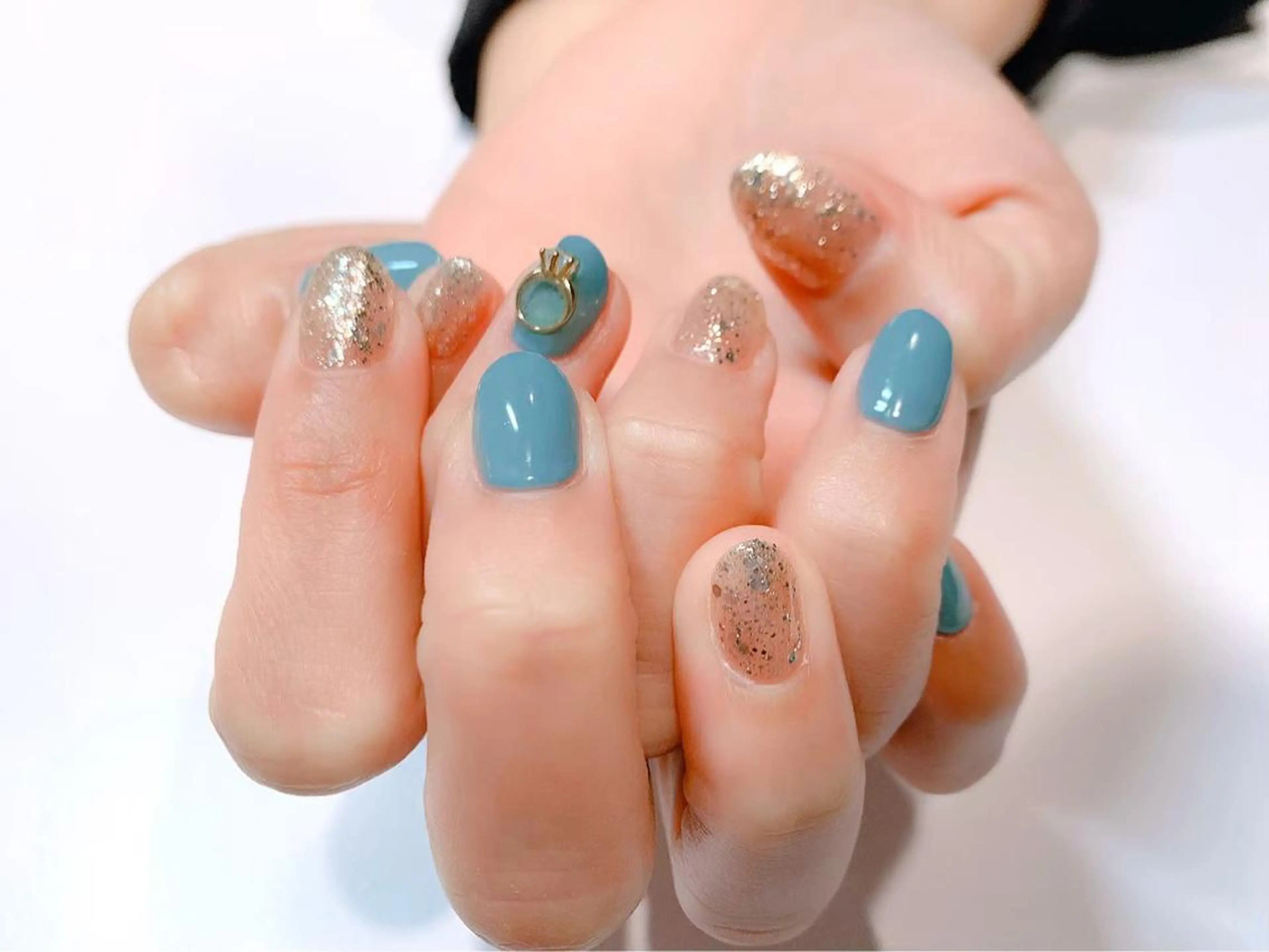 ネイル アートネイル ✨🍀岩崎 唯🍀✨のヘアスタイル