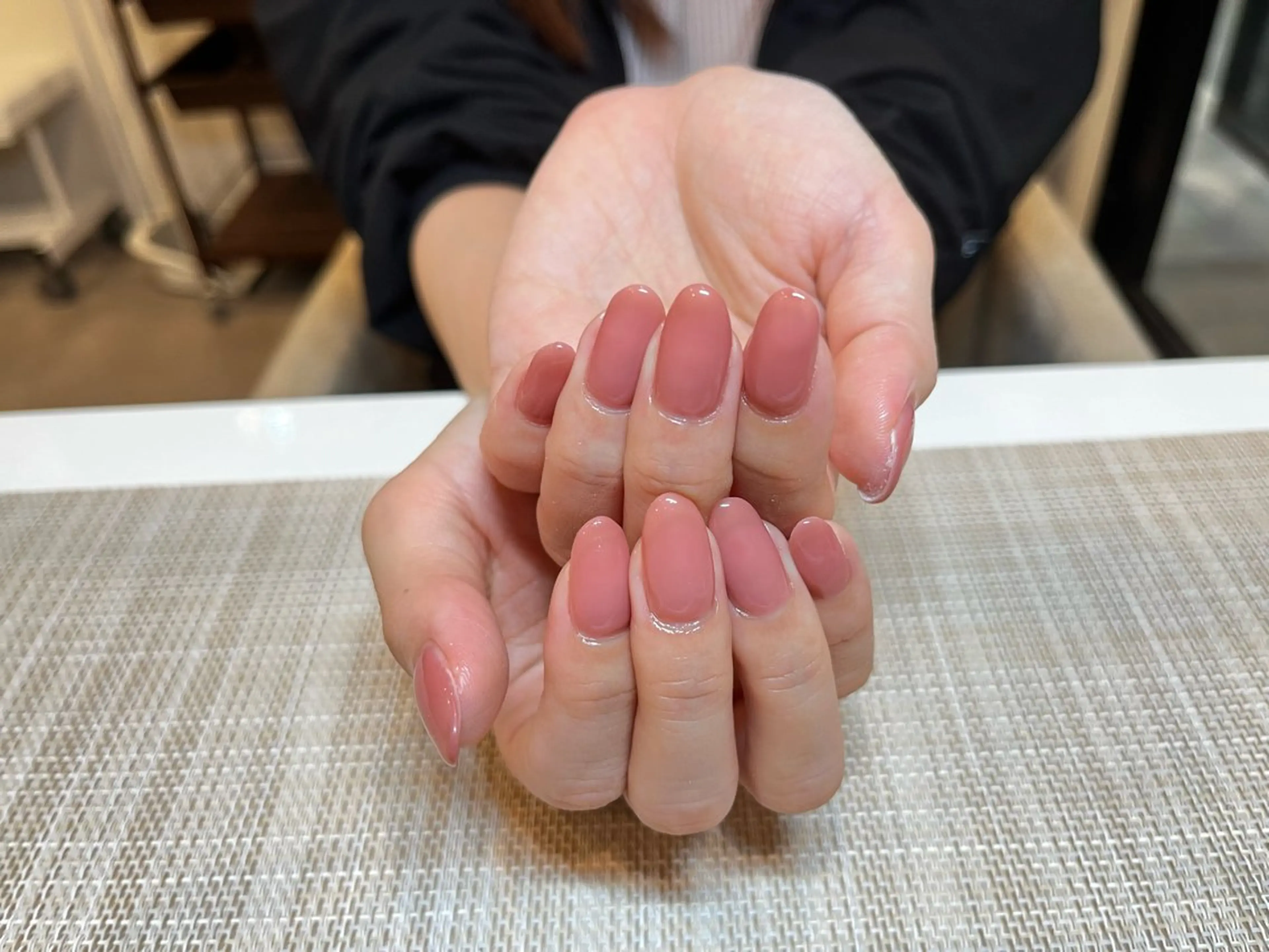 ネイル オフィスネイル ピンク シンプルネイル プライベートサロン N's Nailのネイルデザイン