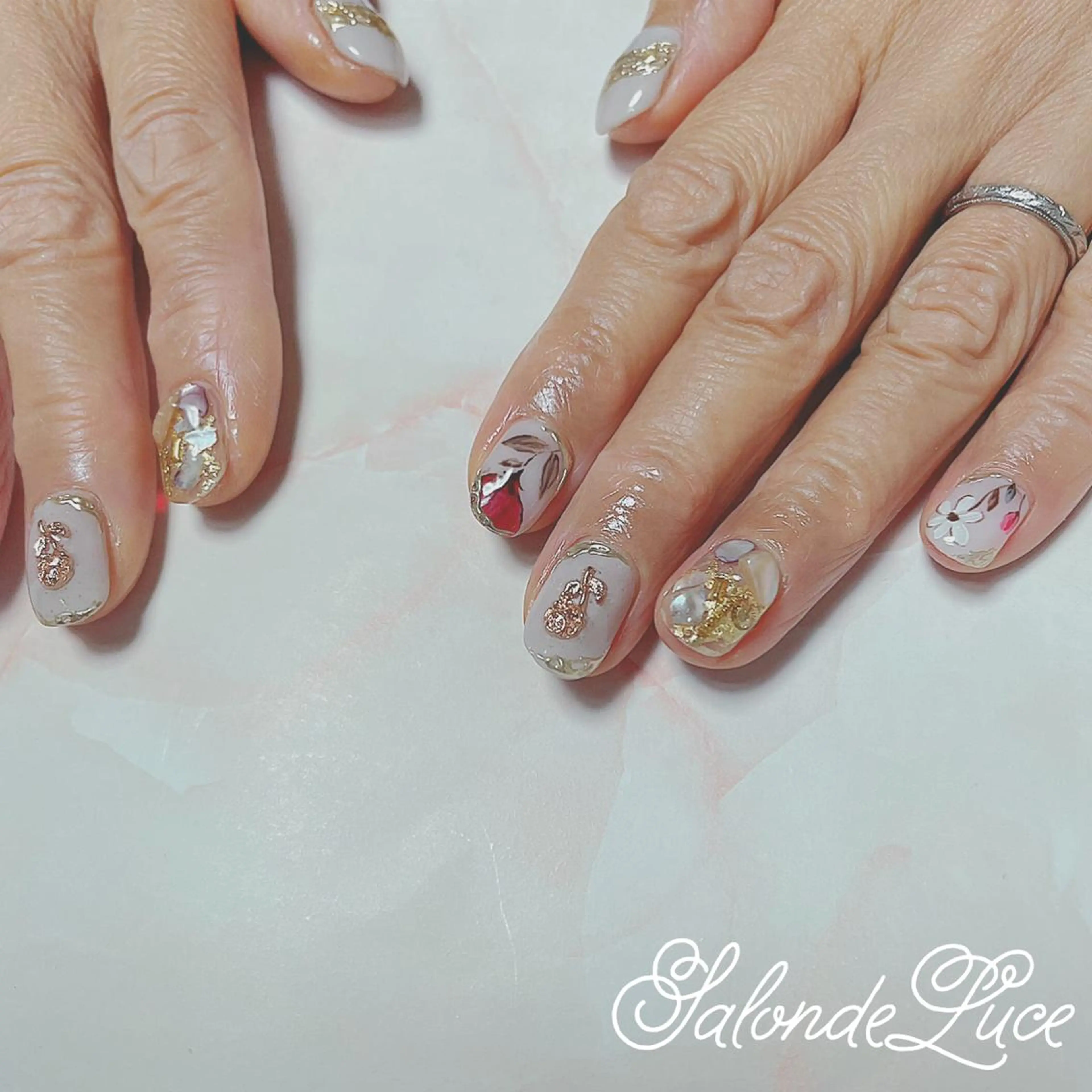 ネイル フラワーネイル Salon de Luceのネイルデザイン