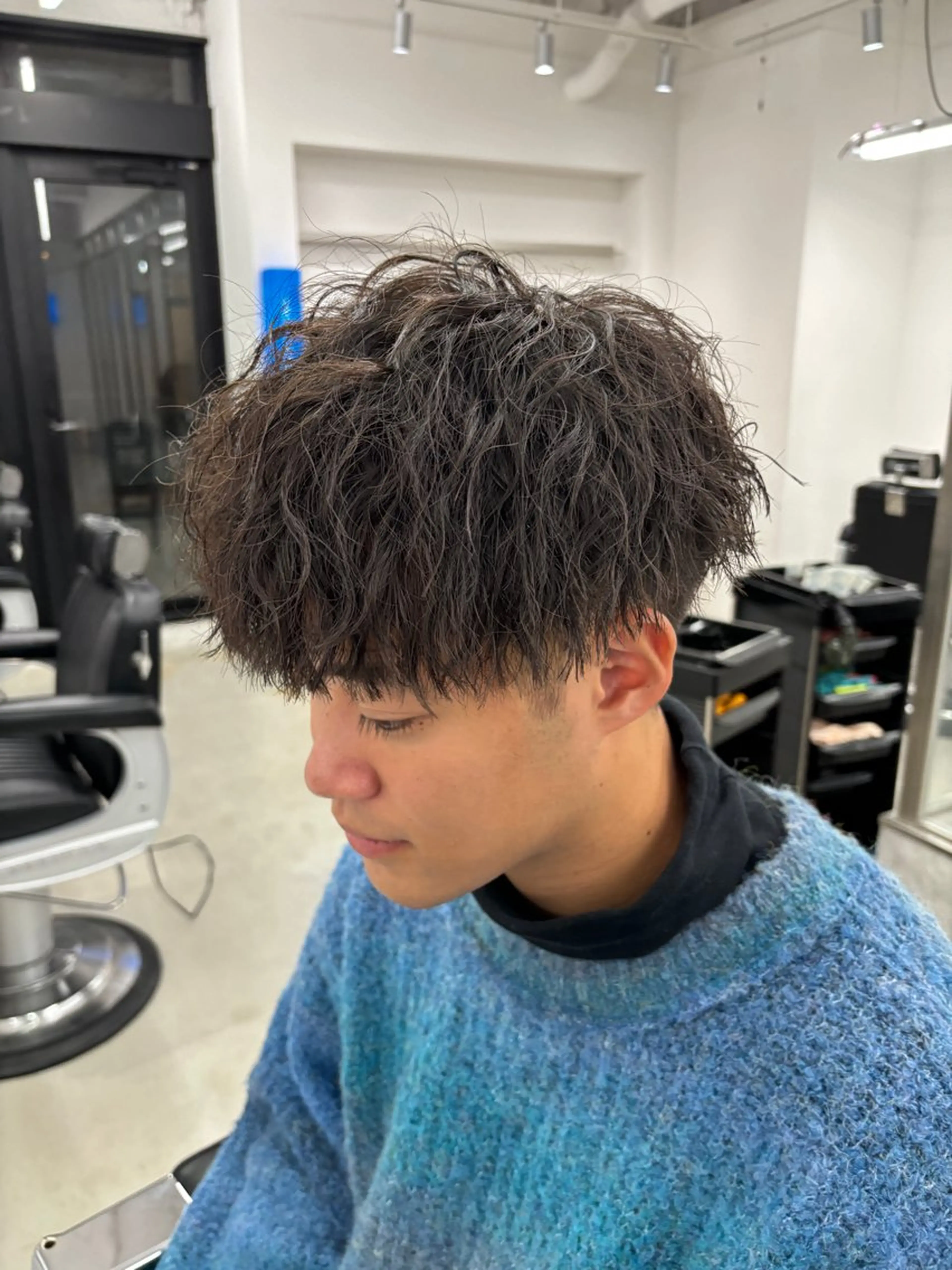 ショート パーマ職人DAIKI ツイスパ/波巻きのヘアスタイル