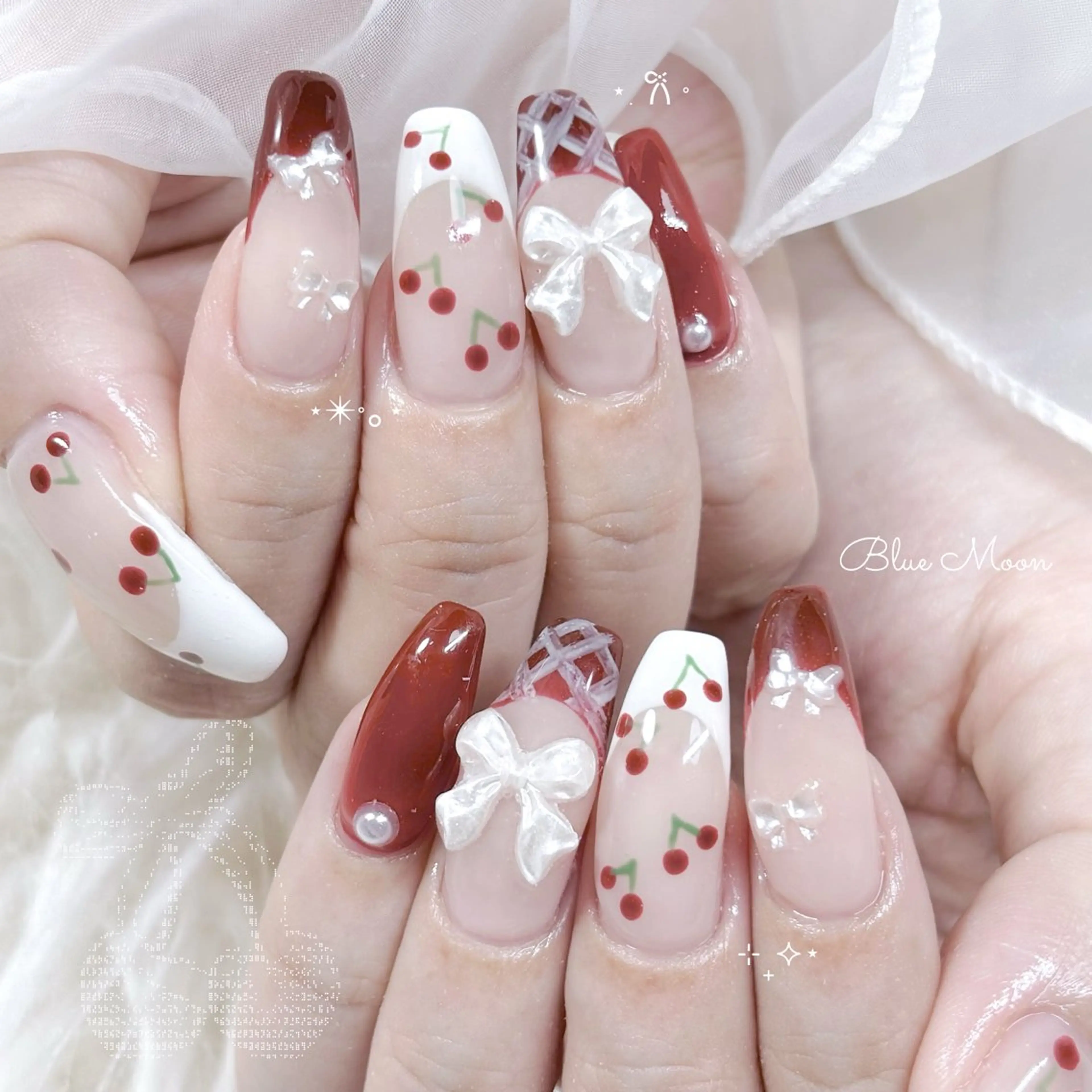 ネイル リボン ハンドネイル フットネイル ハンドケア nail salon Blue Moonのネイルデザイン