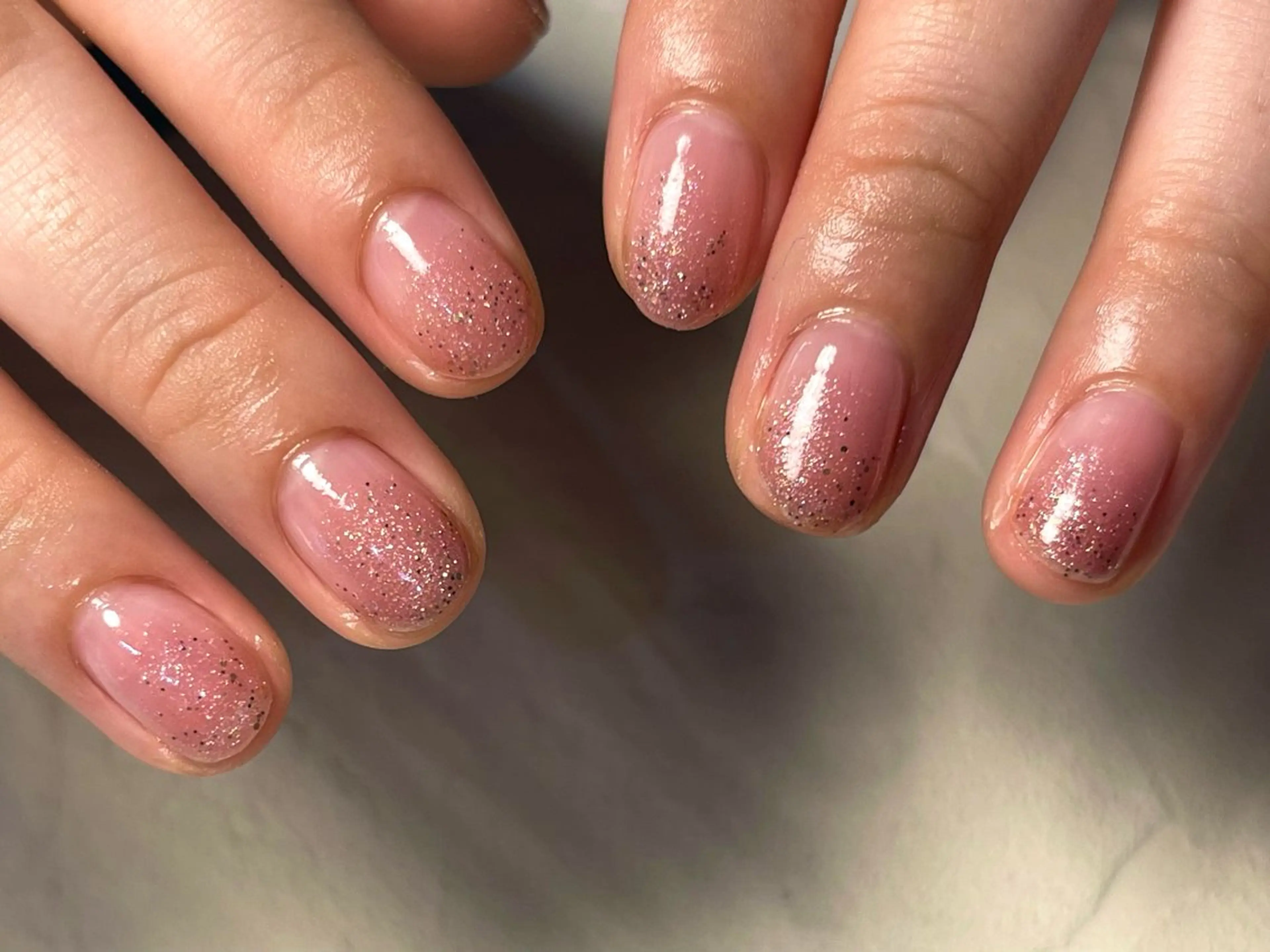 ネイル 長さ出し フラッシュネイル フットネイル ジェルネイル グラデーション ハンドネイル フットネイル ハンドケア 自爪育成 warm AZUKI-アヅキ-のネイルデザイン