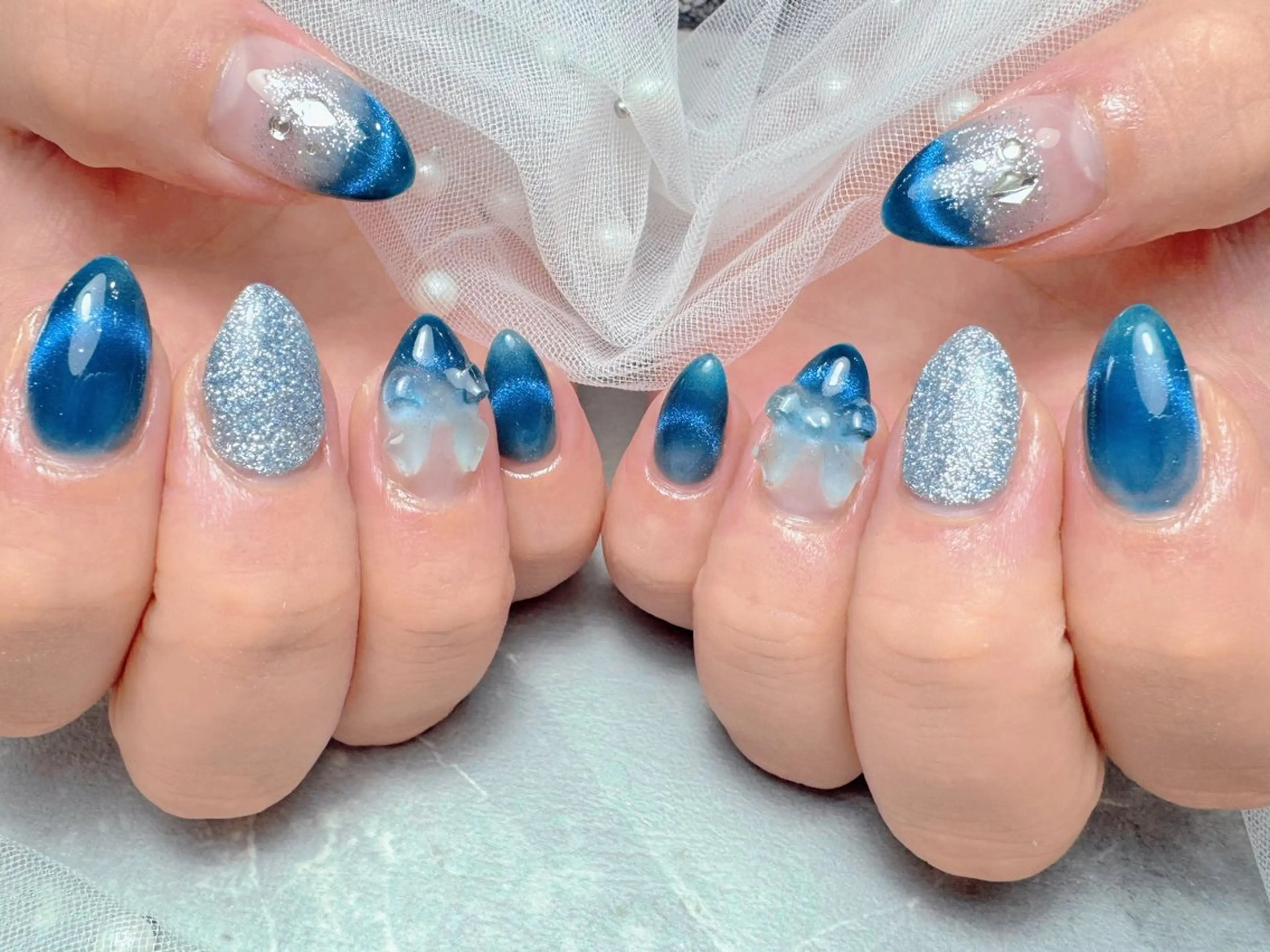 ネイル ハンドネイル マジック ミラーのネイルデザイン