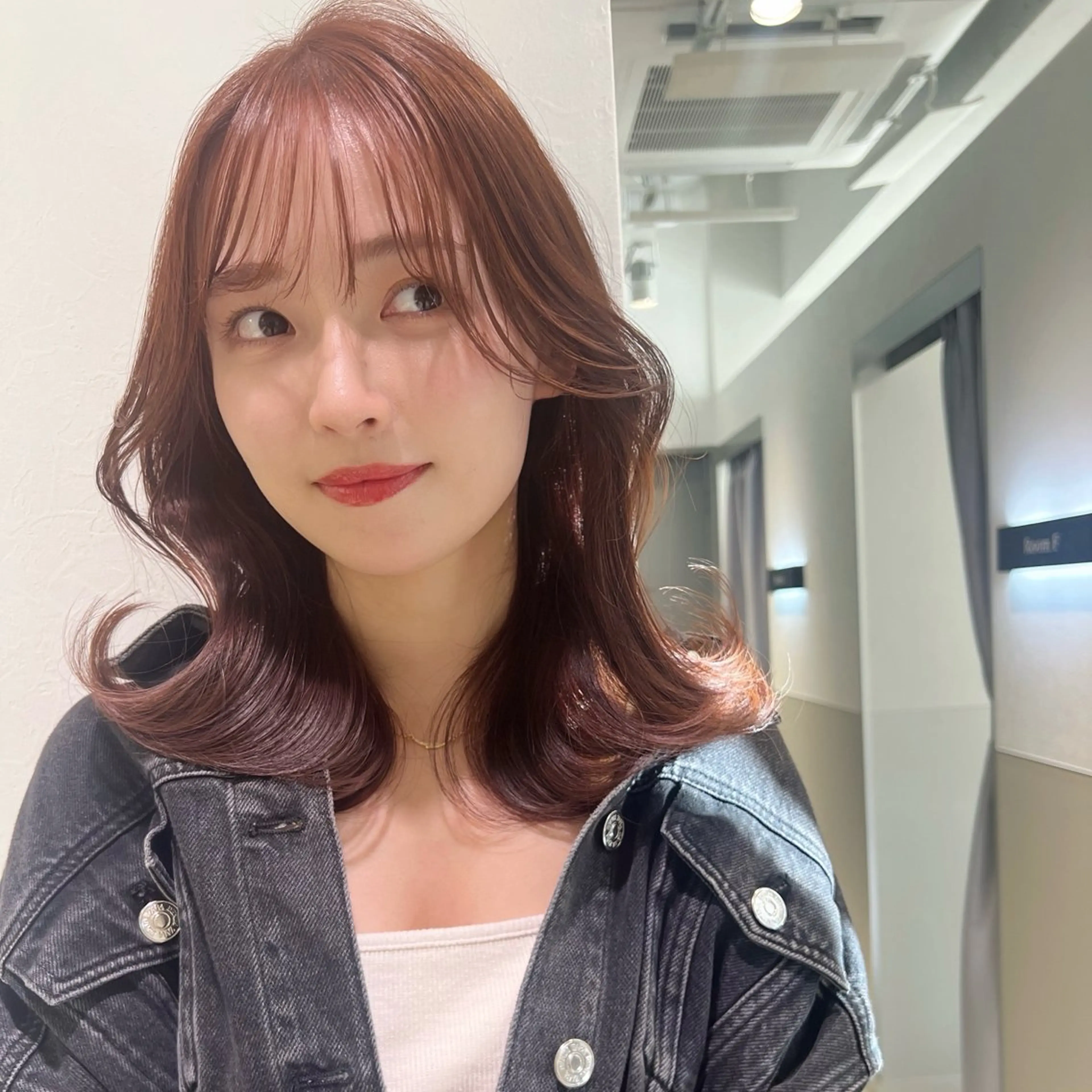 ミディアム くびれヘア 韓国モテhair🍑 momoのヘアスタイル