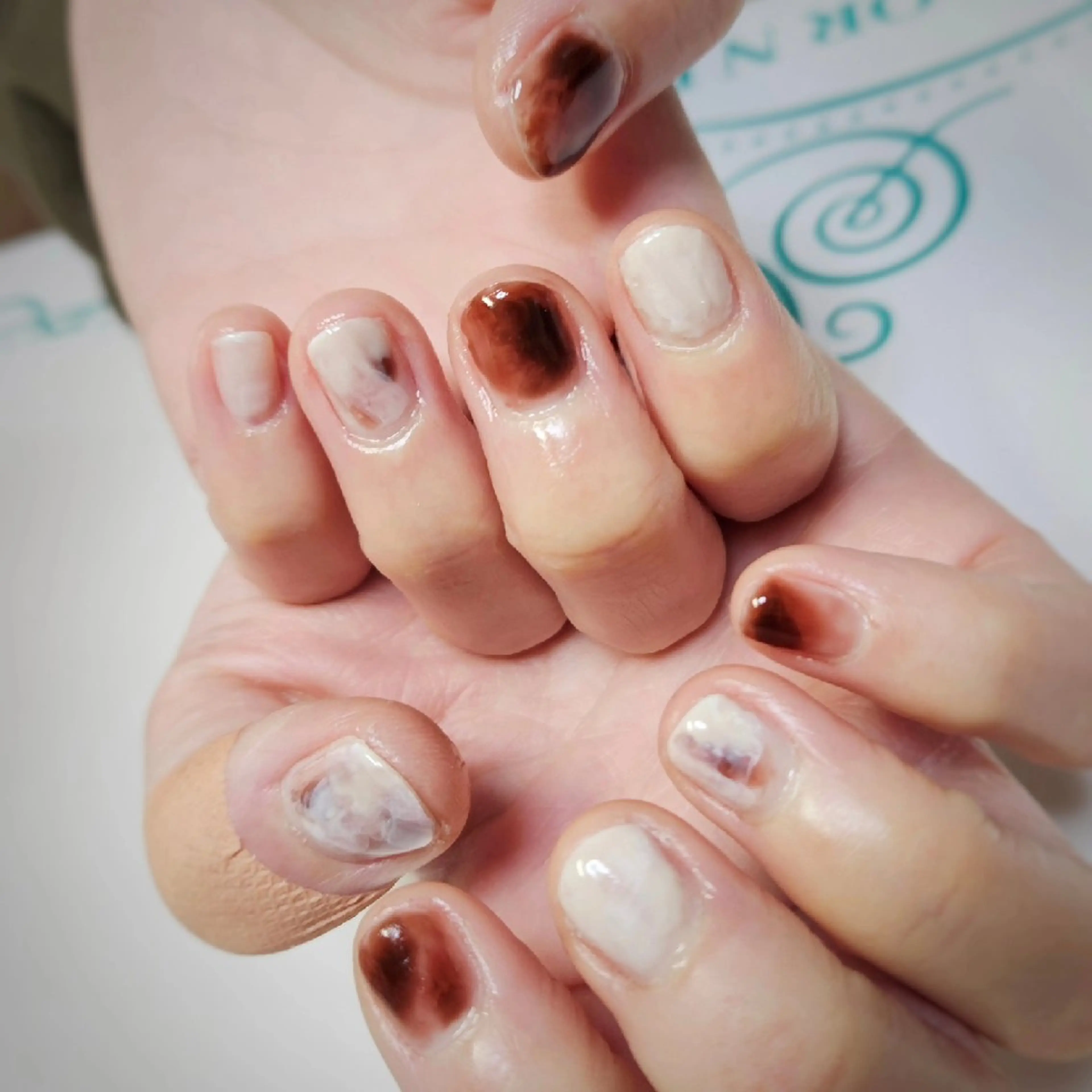 ネイル 持ち込み シンプルネイル ハンドネイル Y. Saoriのネイルデザイン