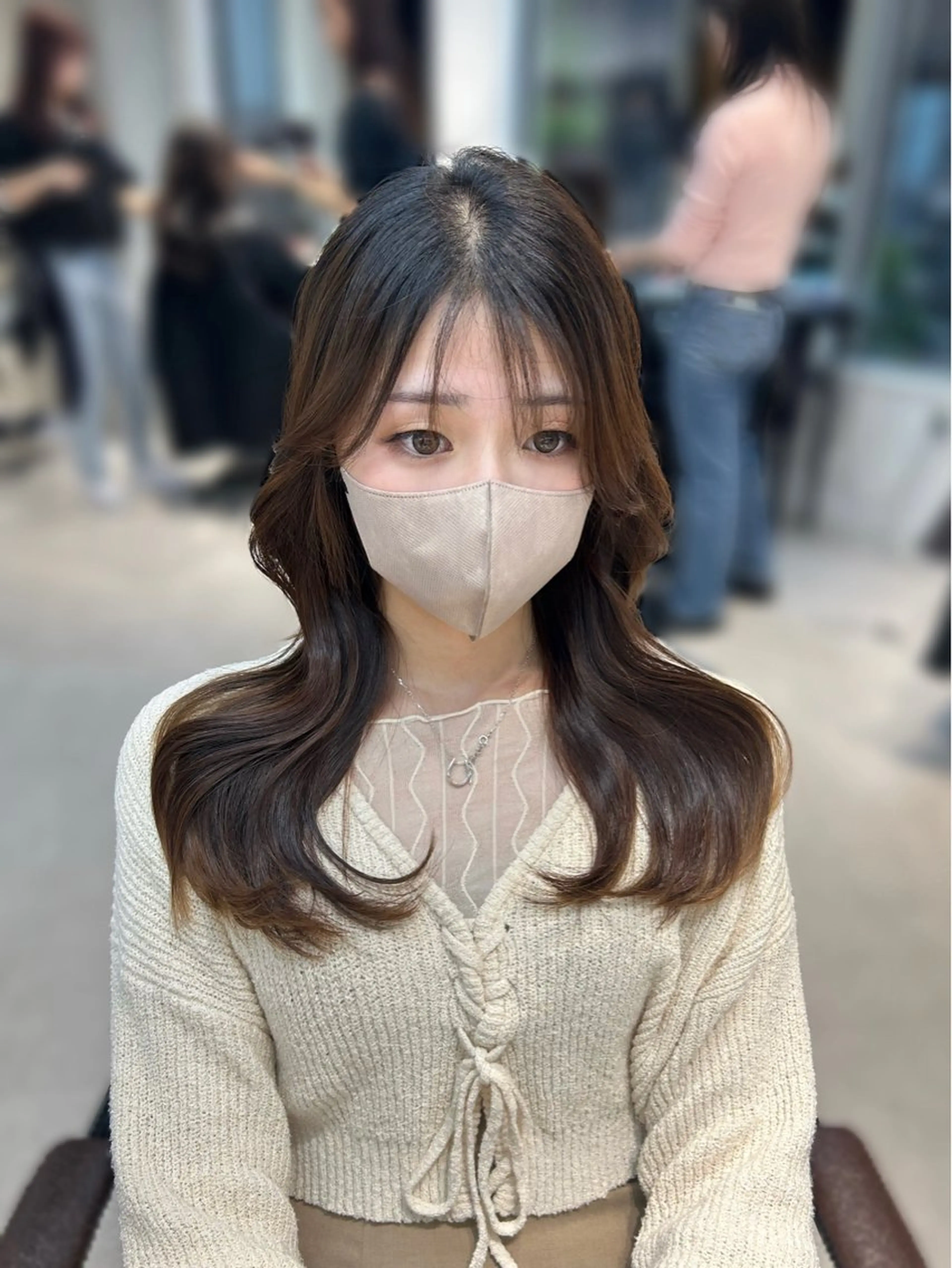 ロング 縮毛矯正 ninaアイドル前髪 ×透明感🎀のヘアスタイル