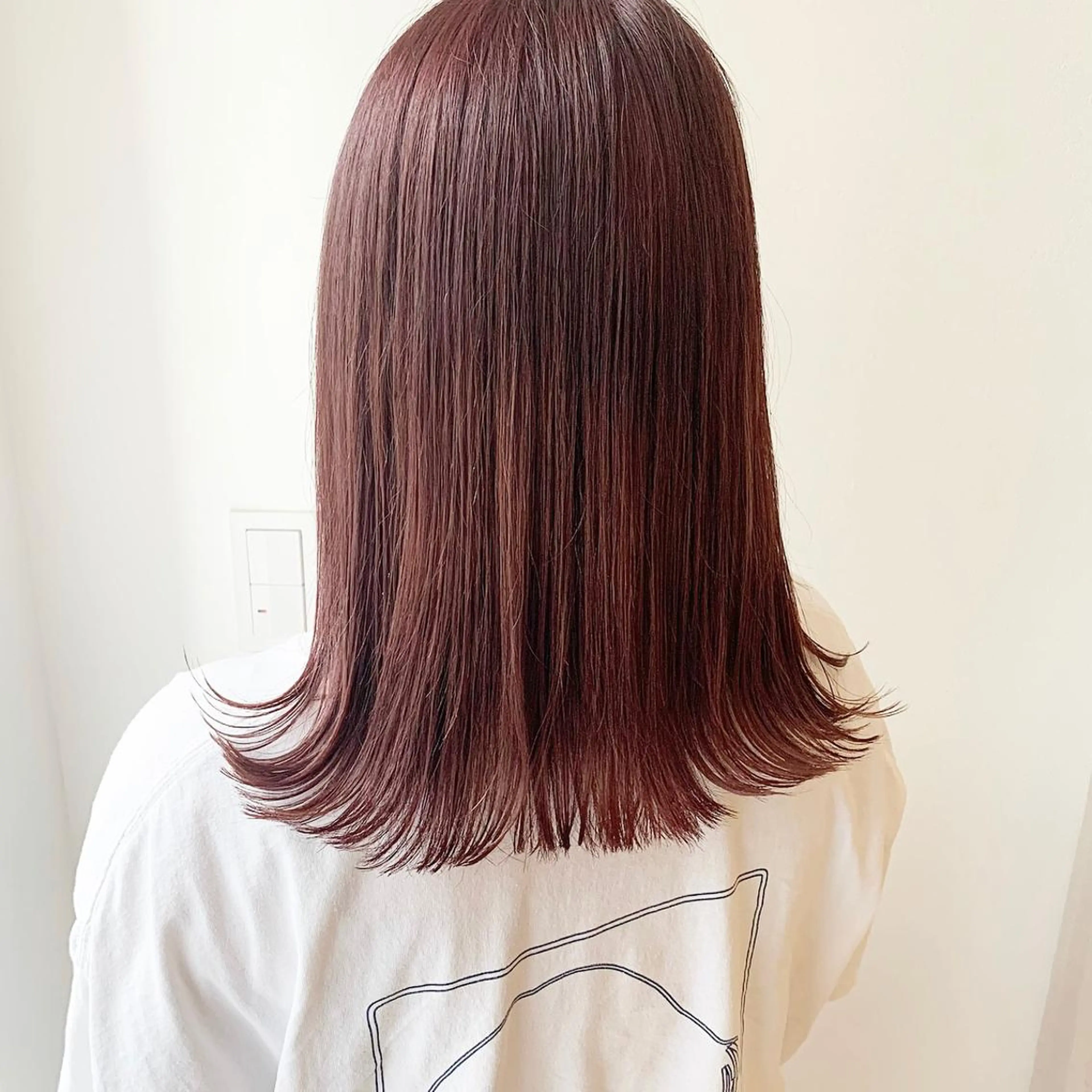 ミディアム カラー ヘアアレンジ ハイトーンカラー パーマ/暖色/ボブ イワタテ🇰🇷のヘアスタイル